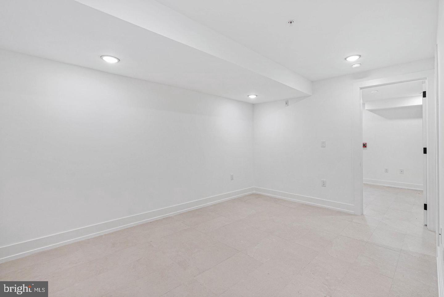 OLDE KENSINGTON - Residential