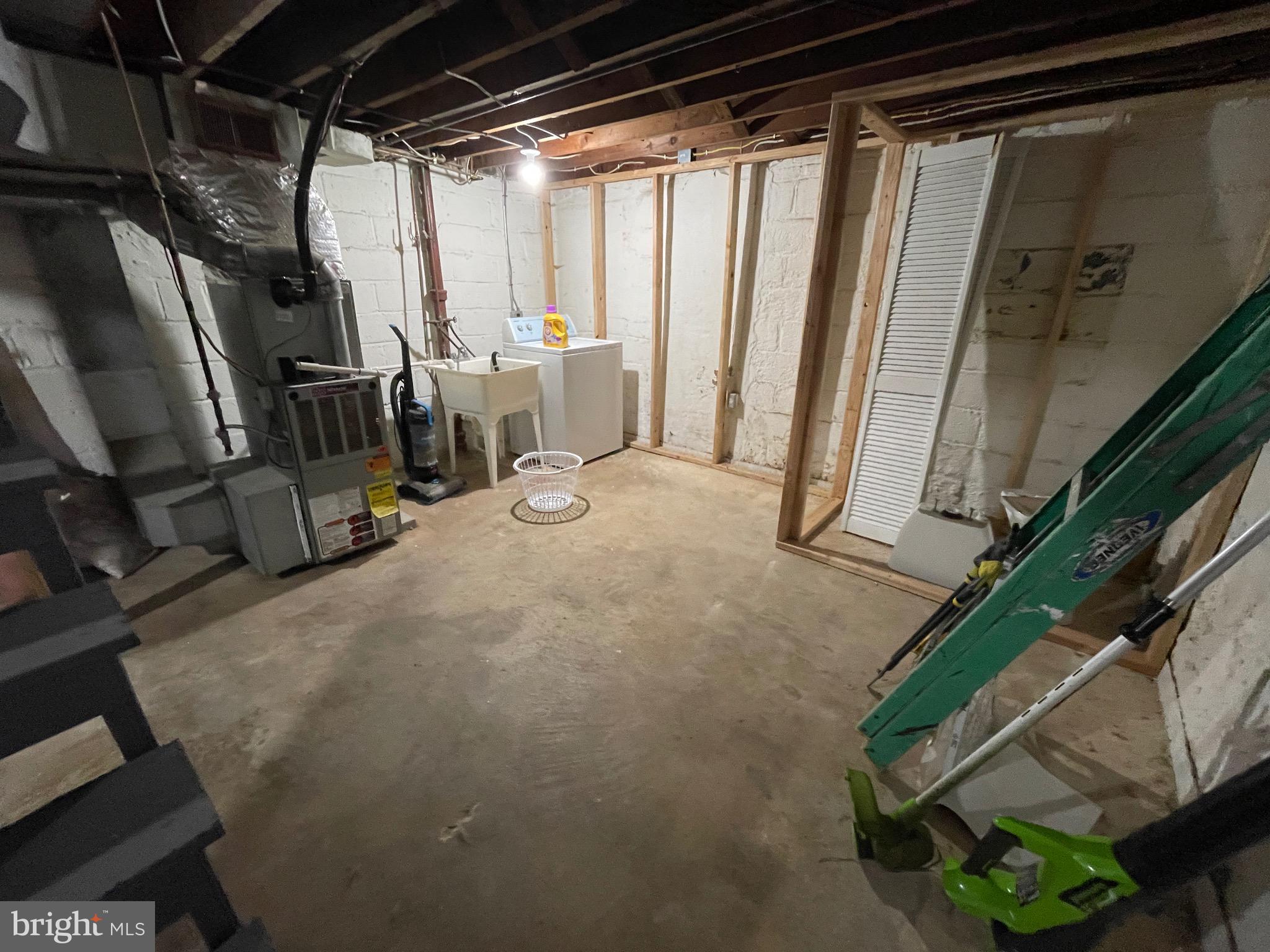 RIDGELEIGH - Residential