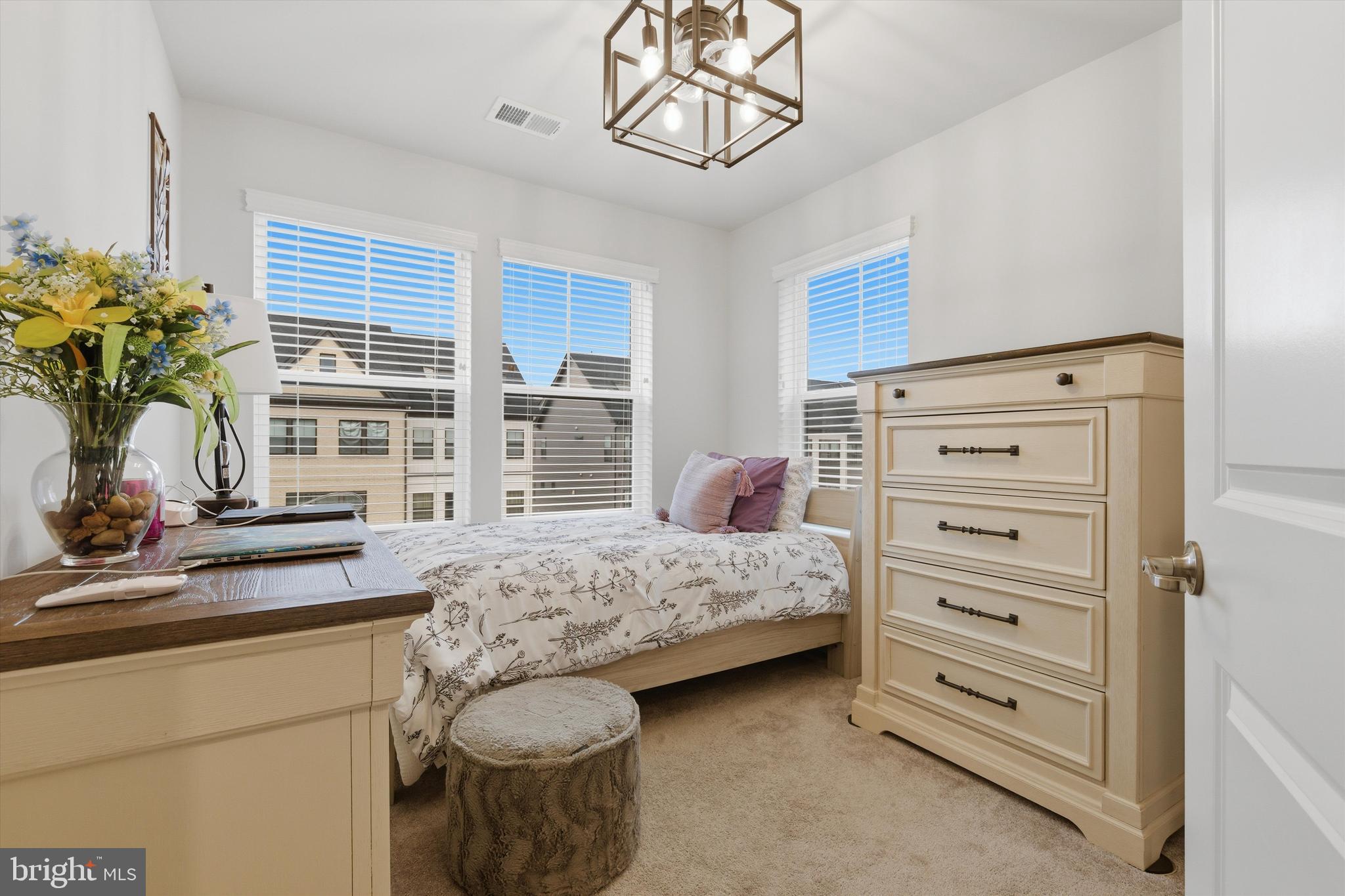 TANYARD SHORES - Residential