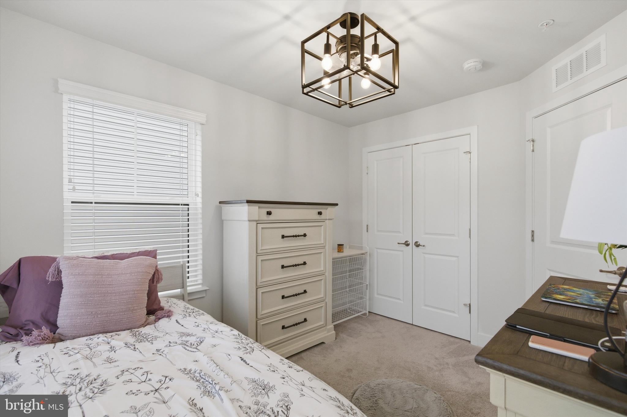 TANYARD SHORES - Residential