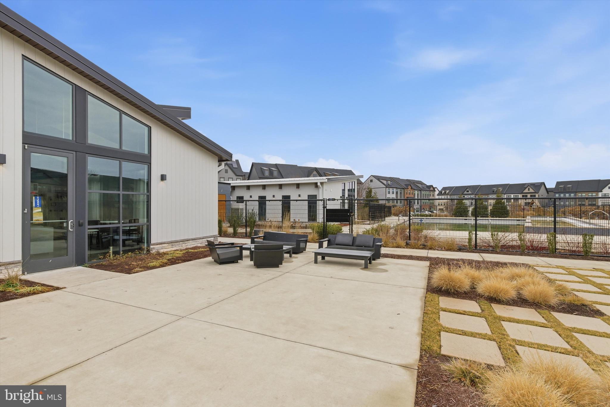 TANYARD SHORES - Residential