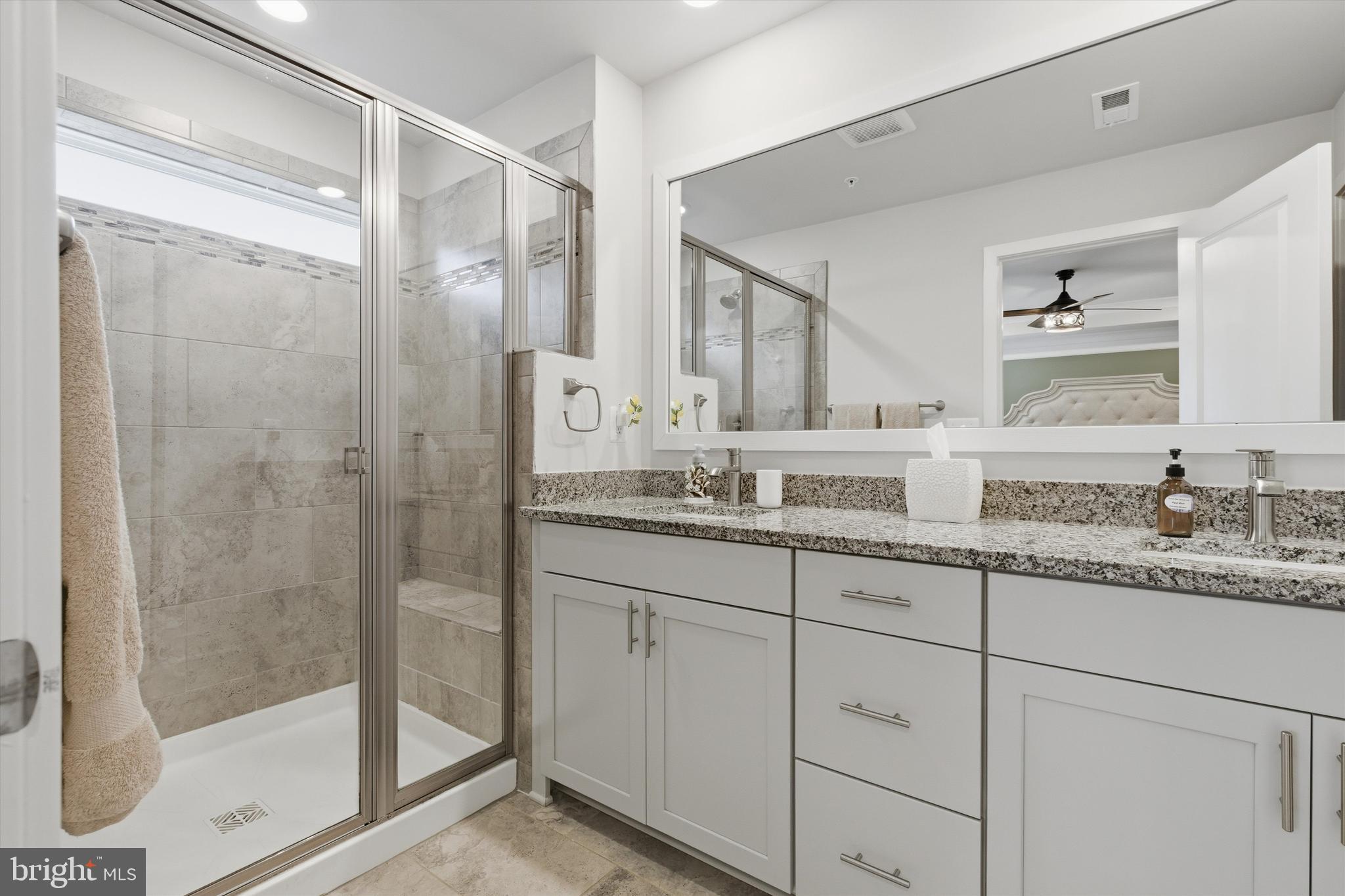 TANYARD SHORES - Residential