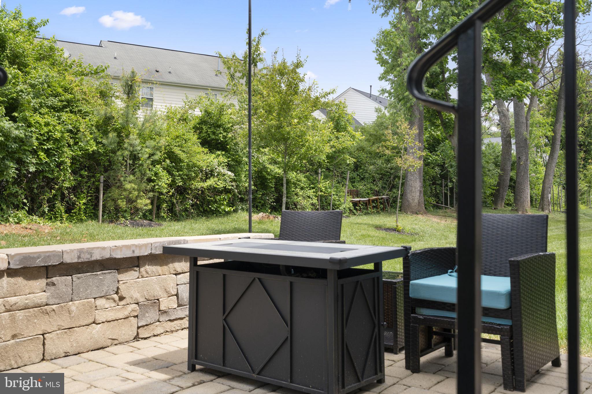 BELLE AIR TOWNHOMES - Residential