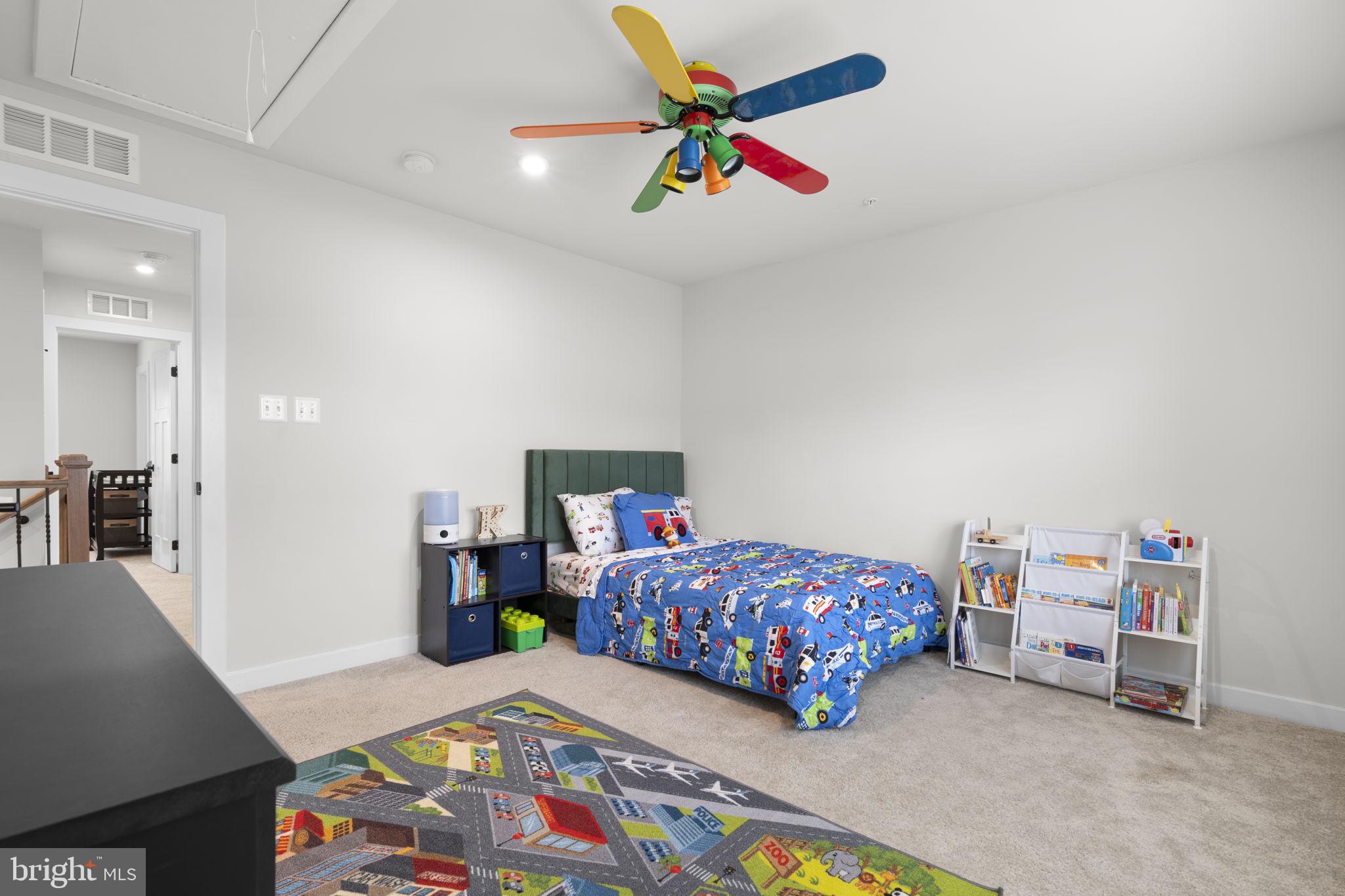 BELLE AIR TOWNHOMES - Residential