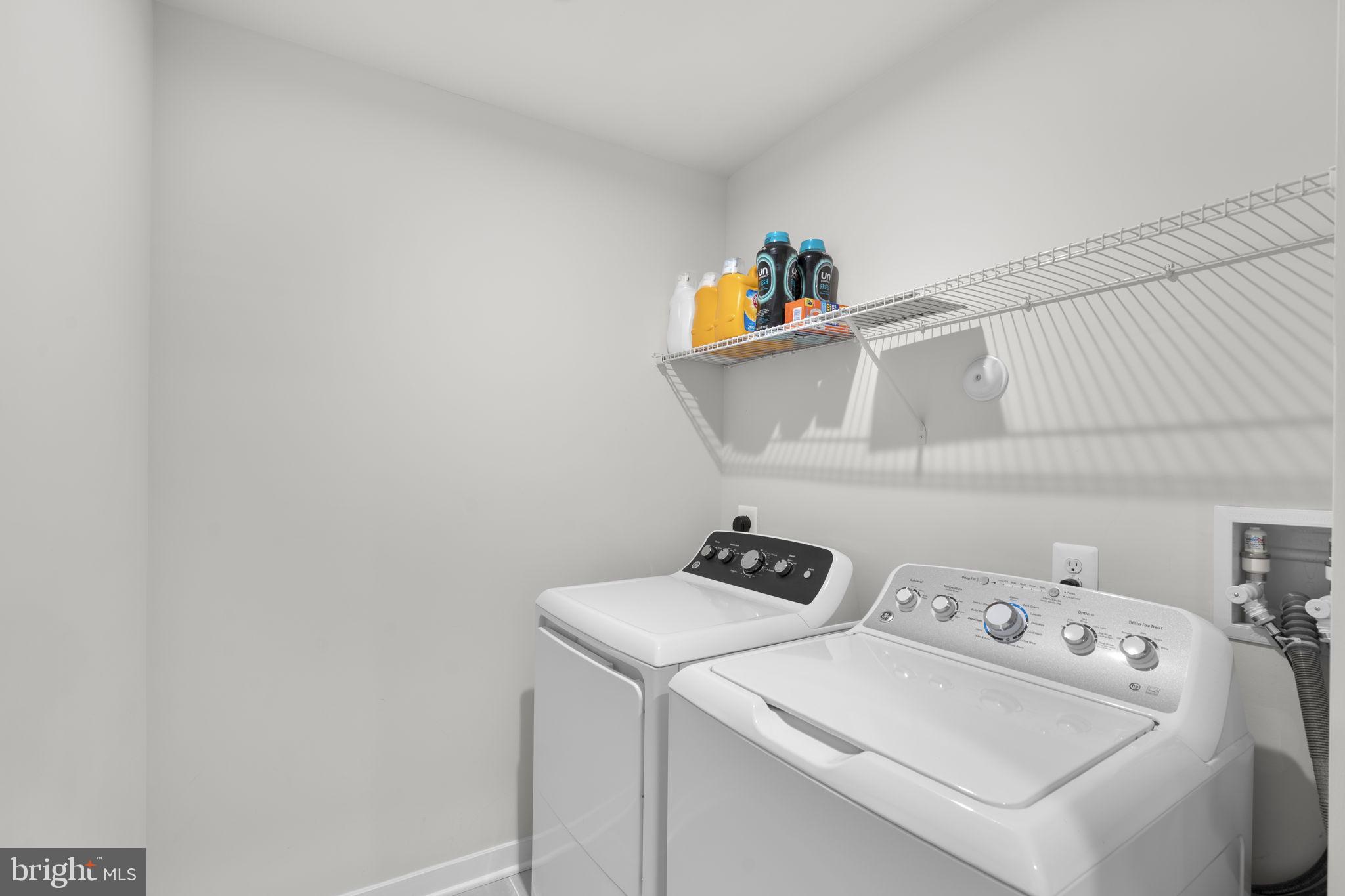 BELLE AIR TOWNHOMES - Residential