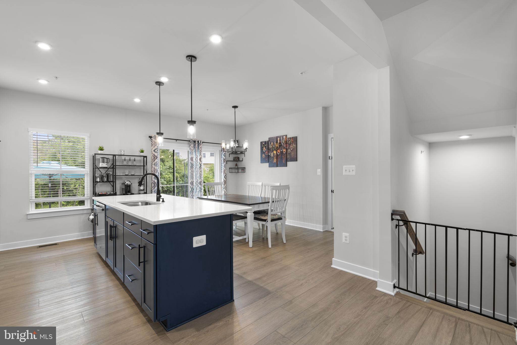 BELLE AIR TOWNHOMES - Residential