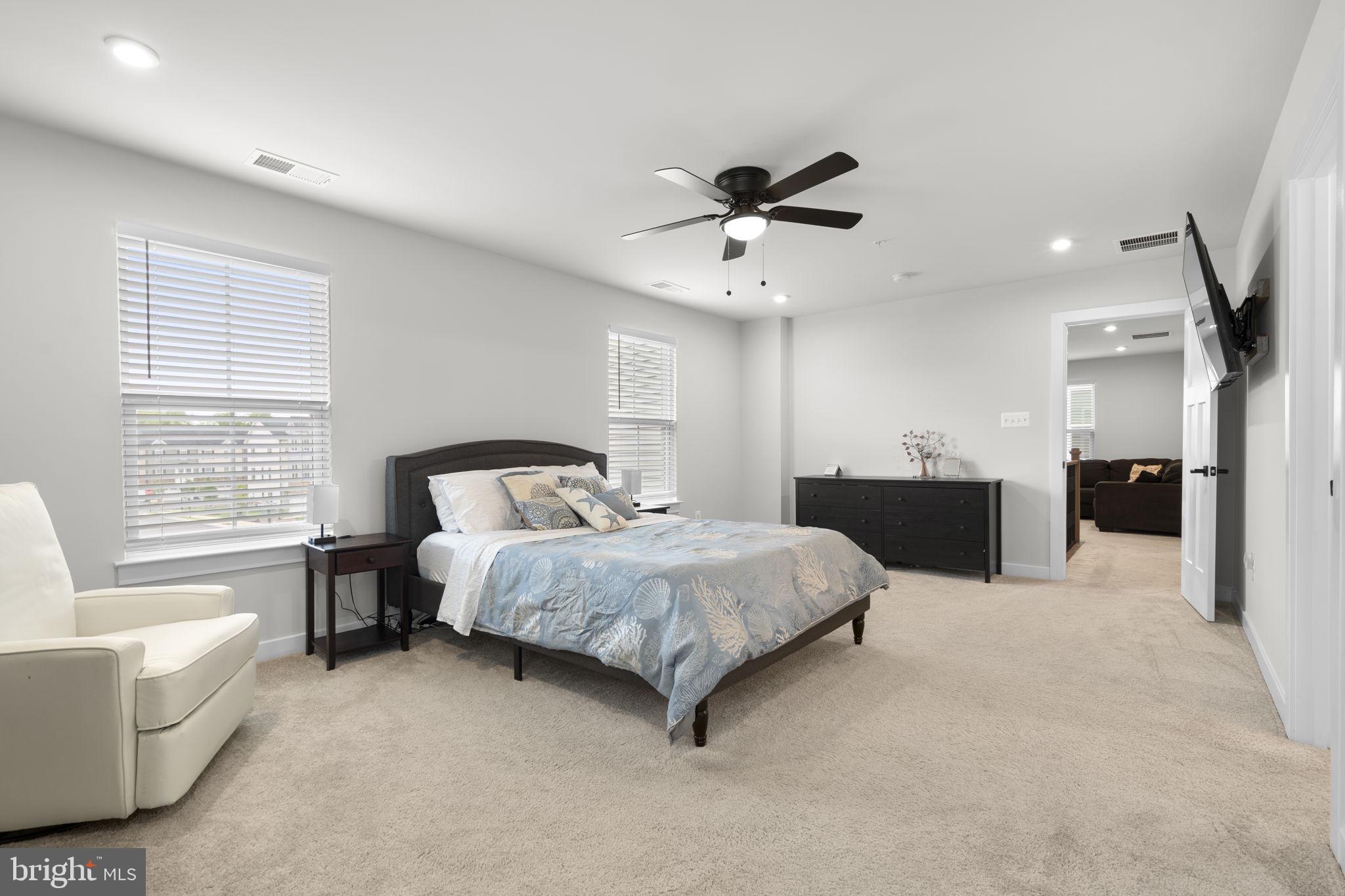 BELLE AIR TOWNHOMES - Residential