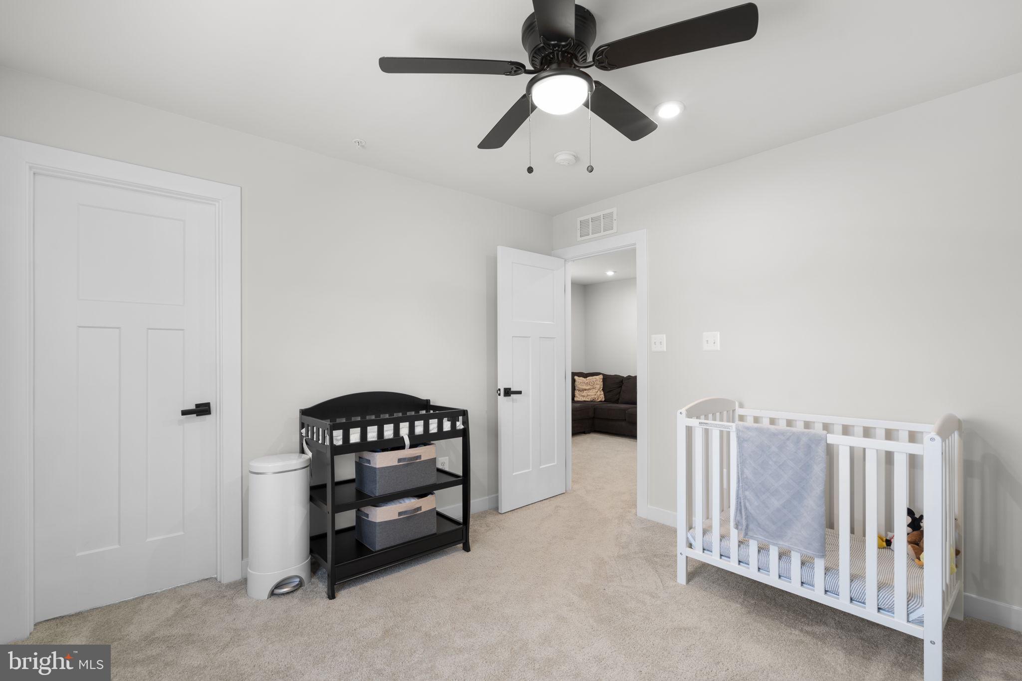 BELLE AIR TOWNHOMES - Residential