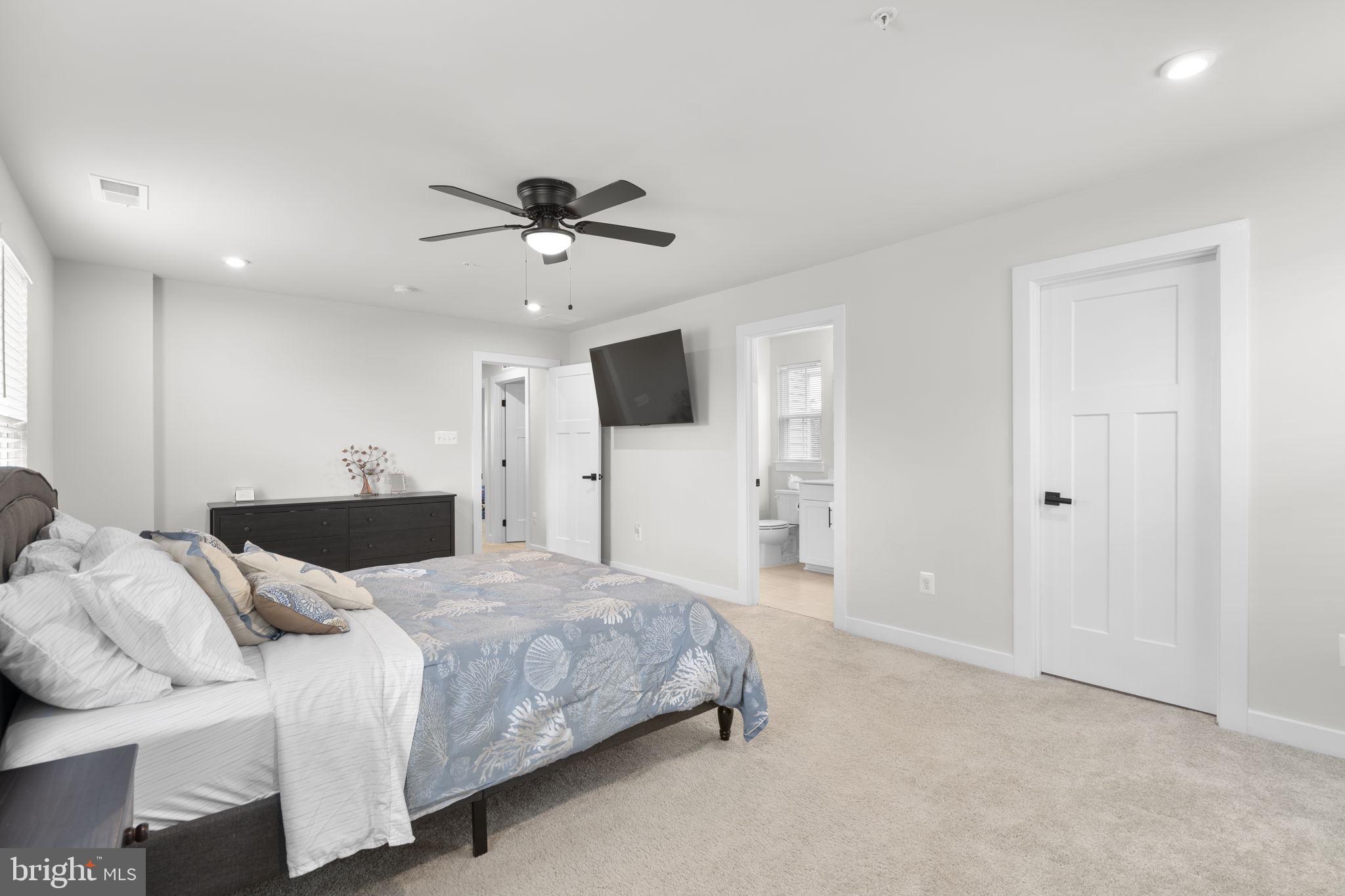 BELLE AIR TOWNHOMES - Residential