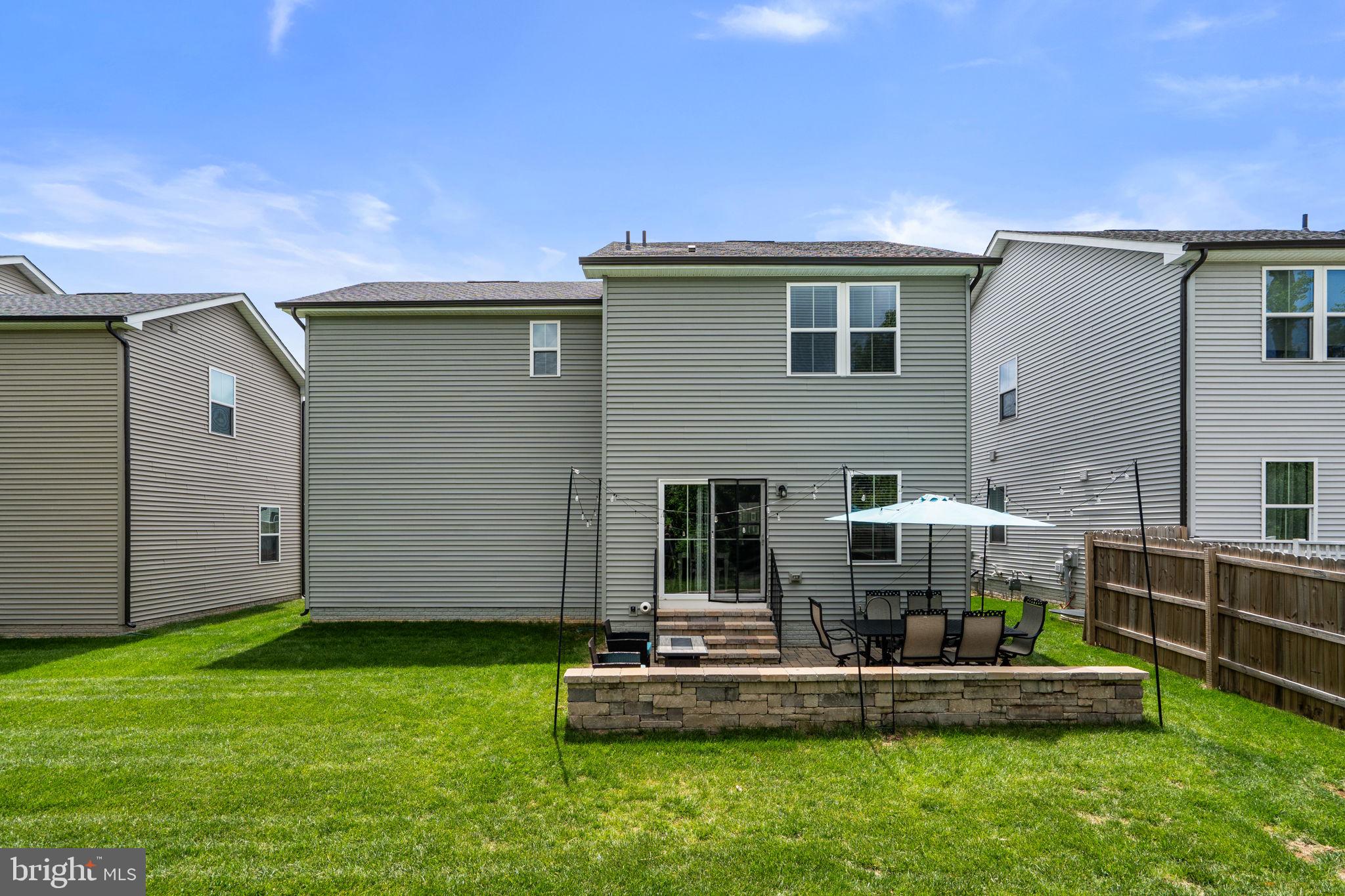 BELLE AIR TOWNHOMES - Residential