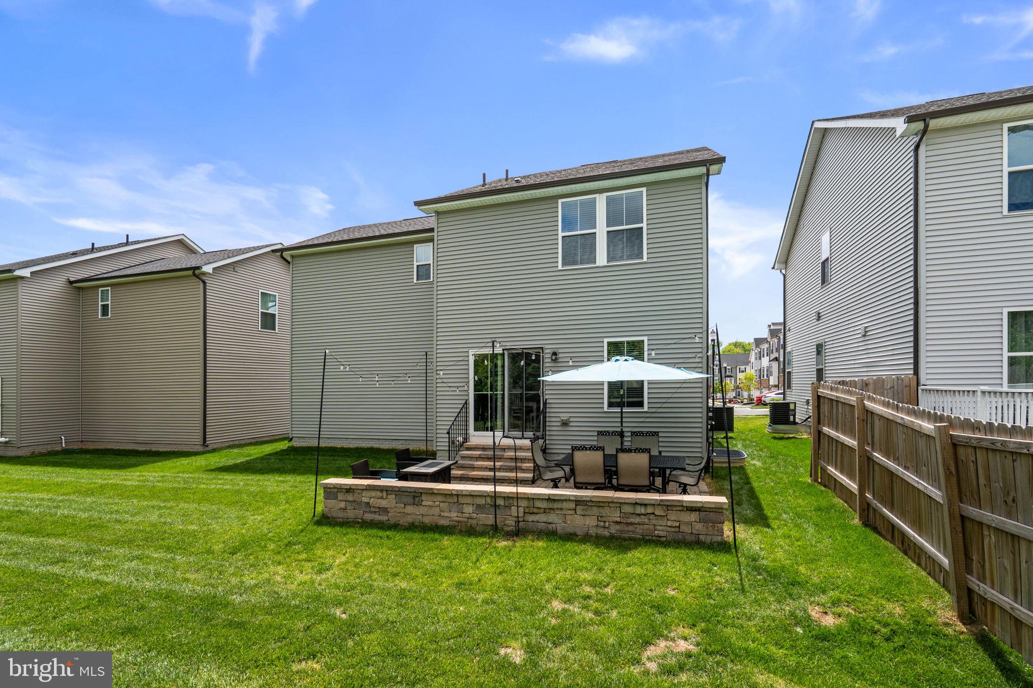 BELLE AIR TOWNHOMES - Residential