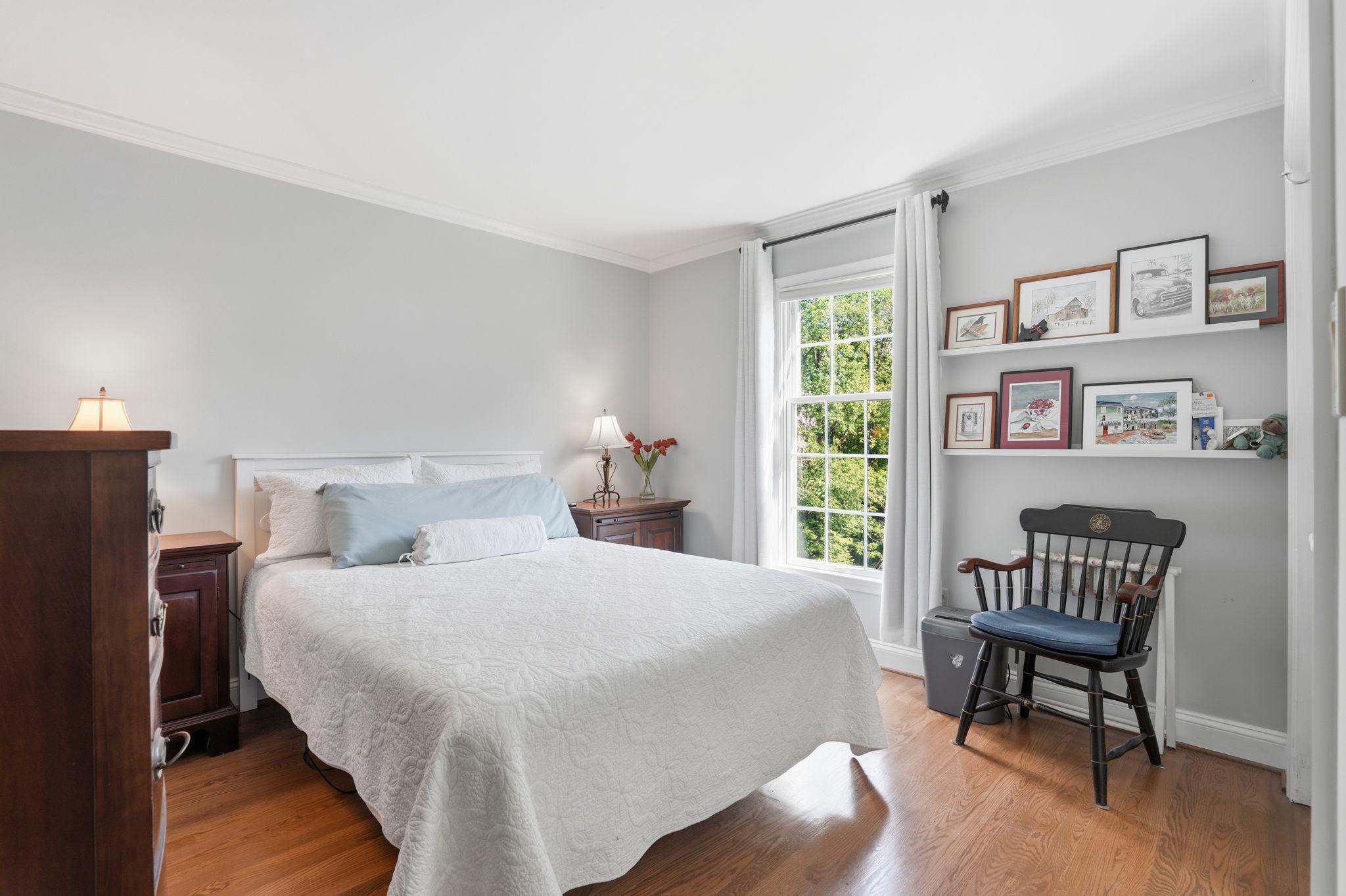 MOUNT HEBRON - Residential
