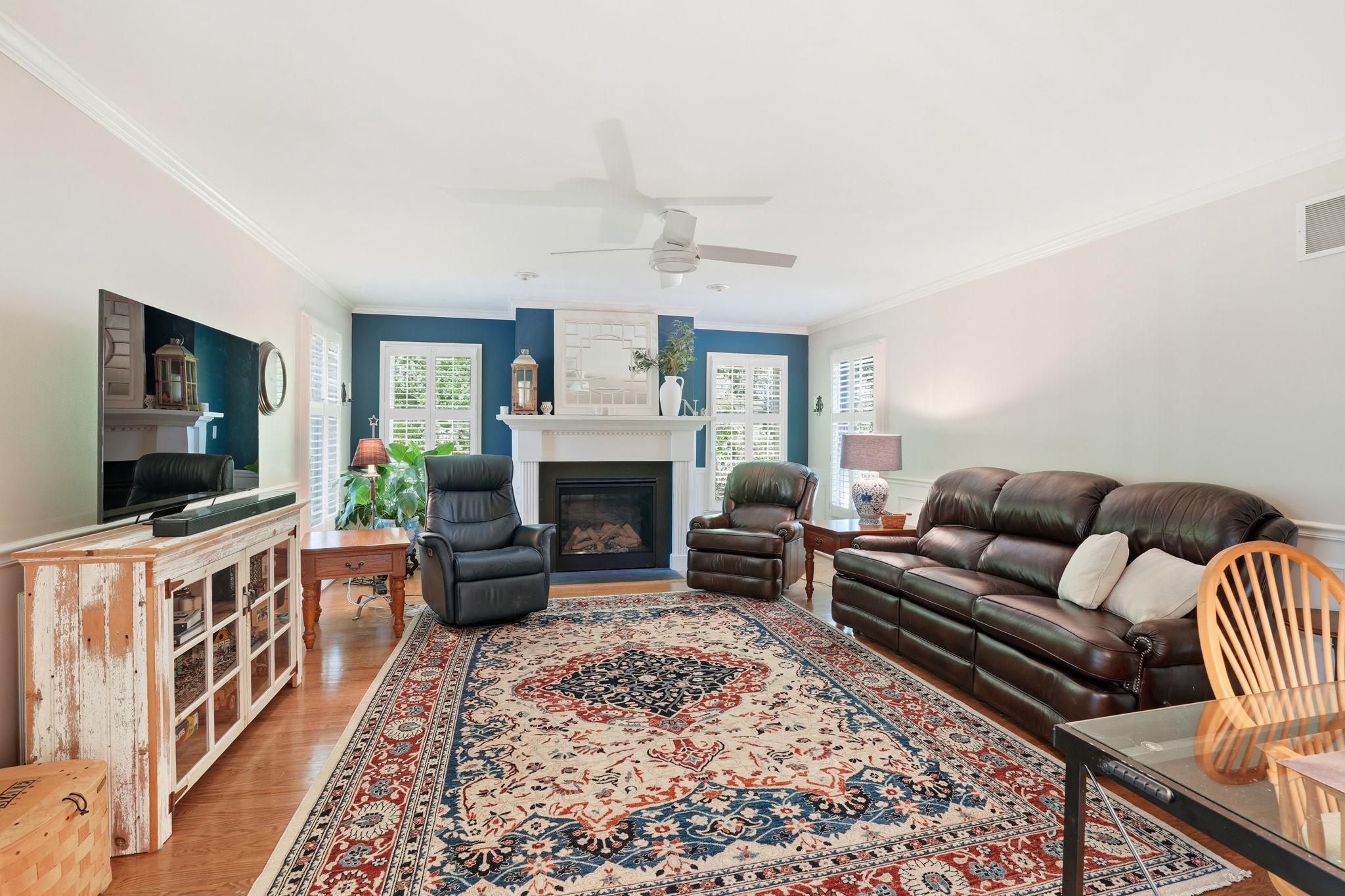 MOUNT HEBRON - Residential