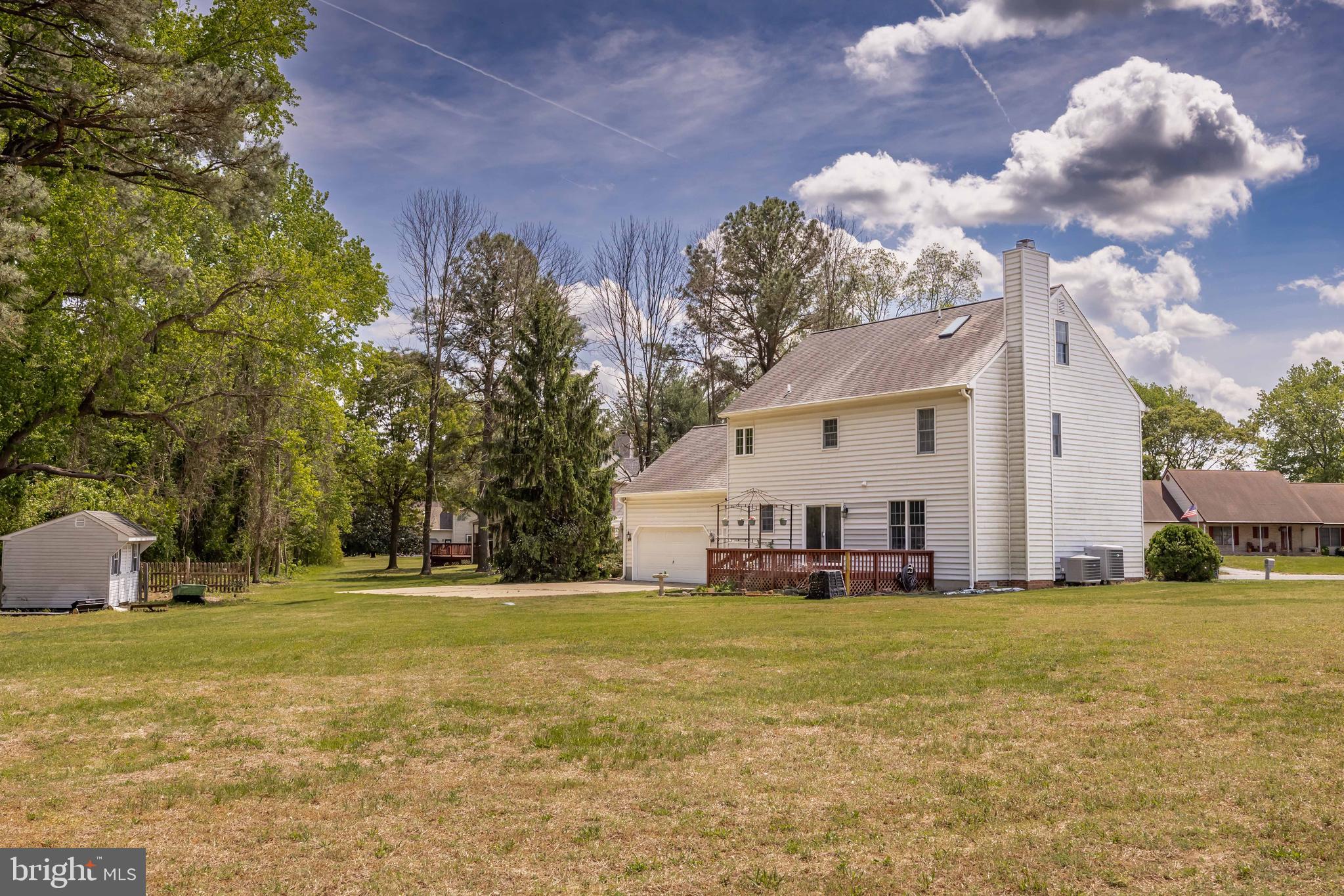 CROSS CREEK - Residential