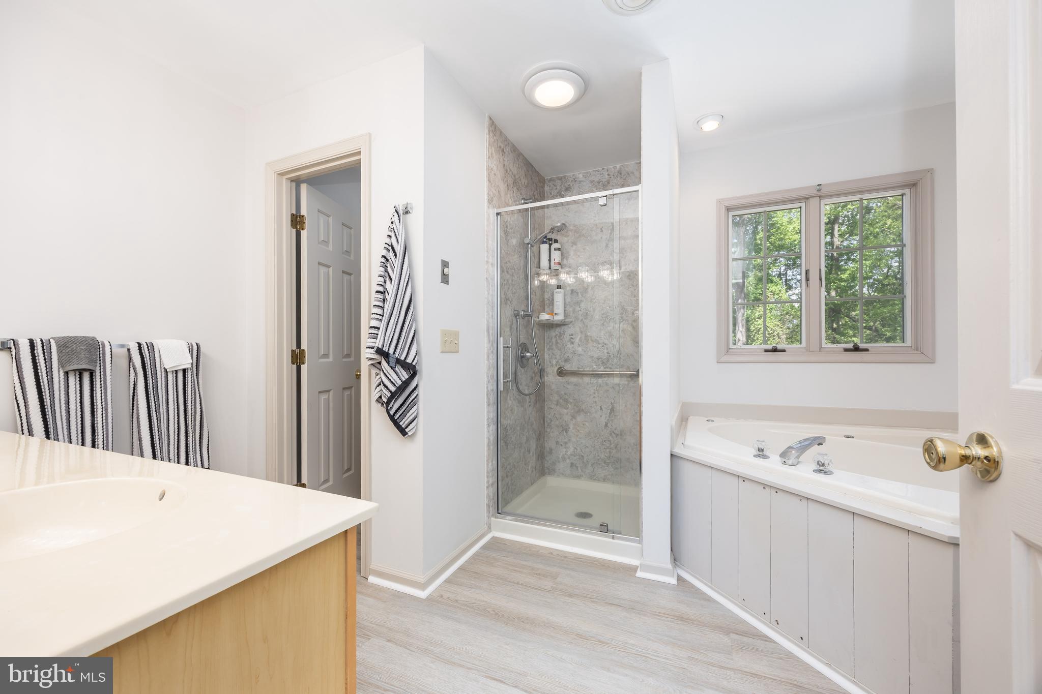 CROSS CREEK - Residential