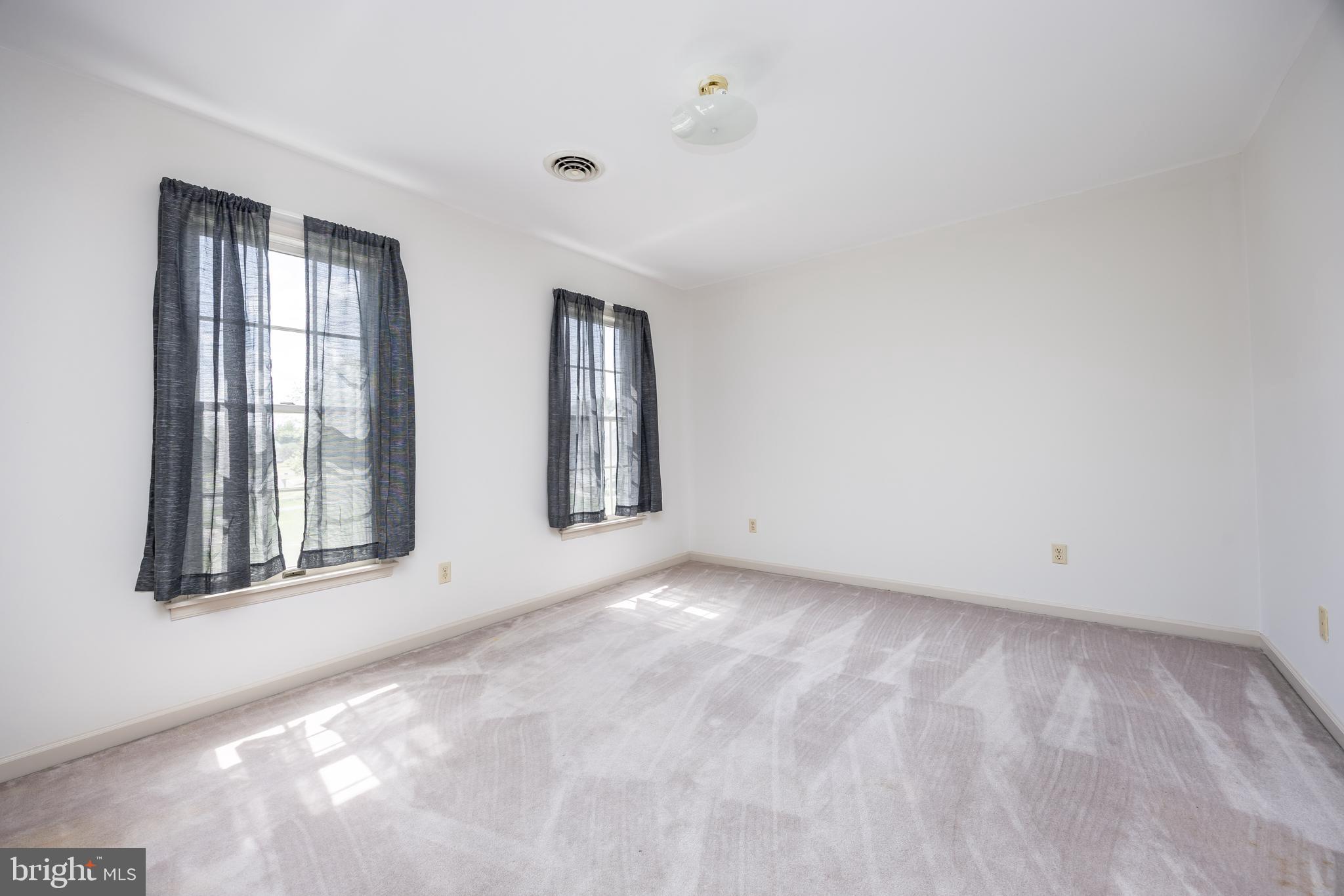 CROSS CREEK - Residential