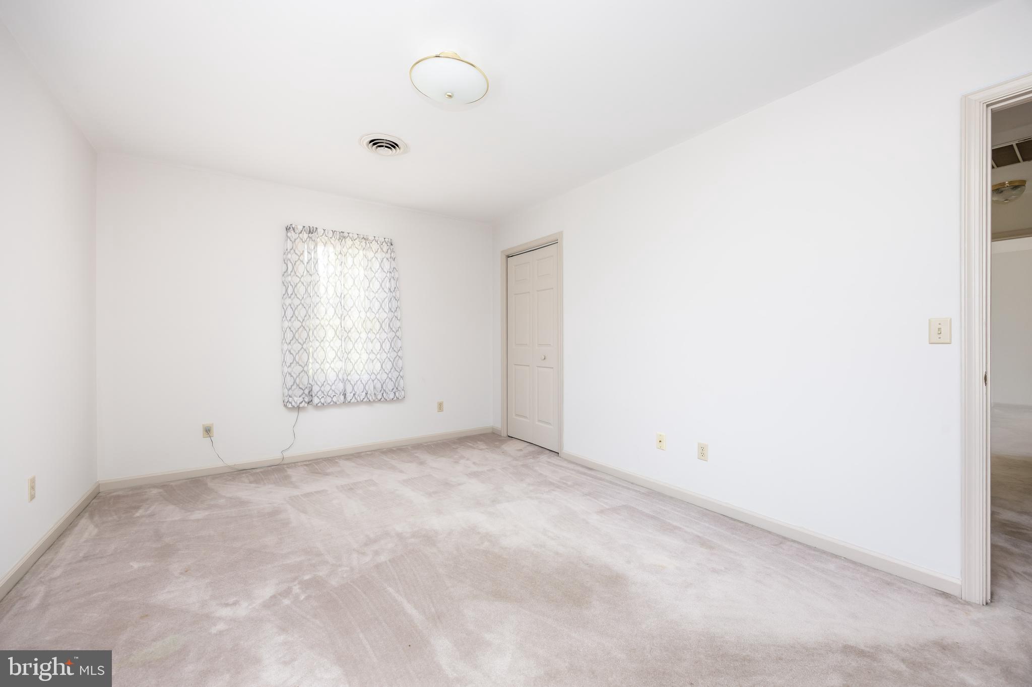 CROSS CREEK - Residential