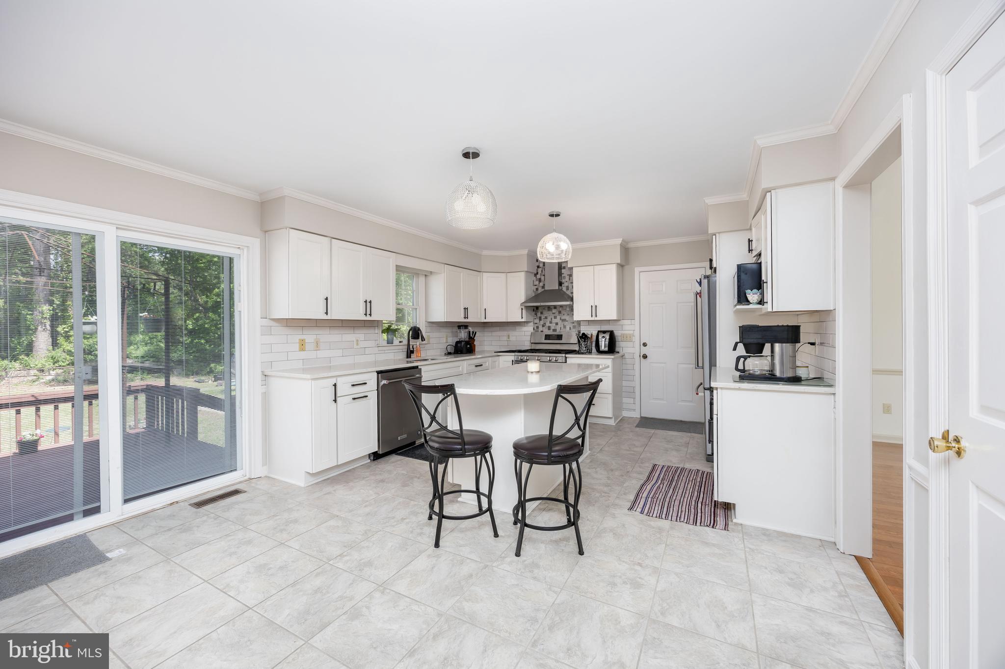 CROSS CREEK - Residential