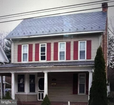 197 S MAIN STREET YOE PA 17313