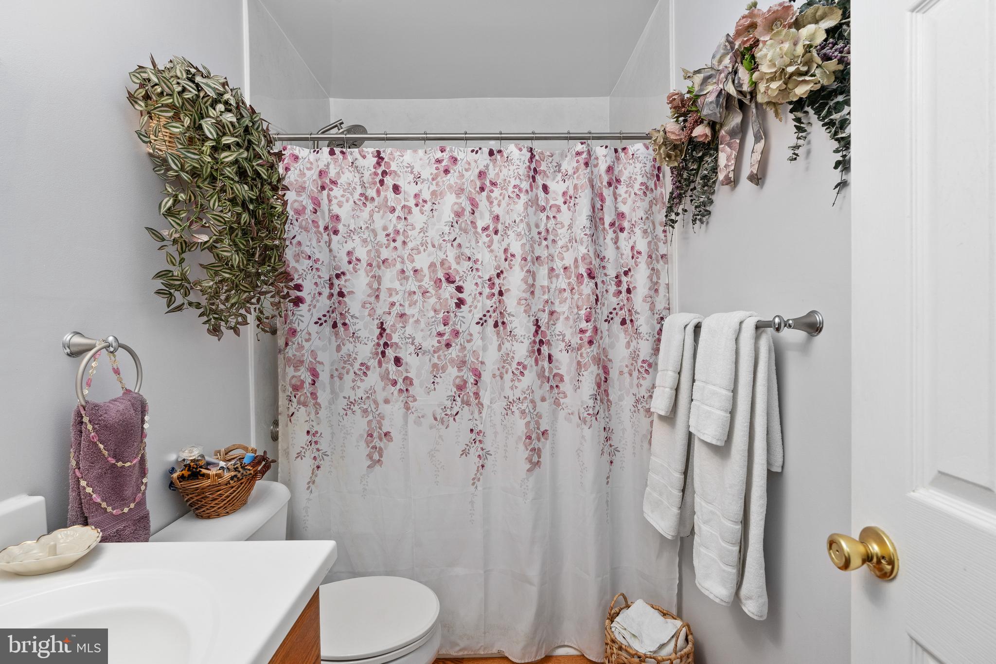 WAVERLY VILLAGE - Residential