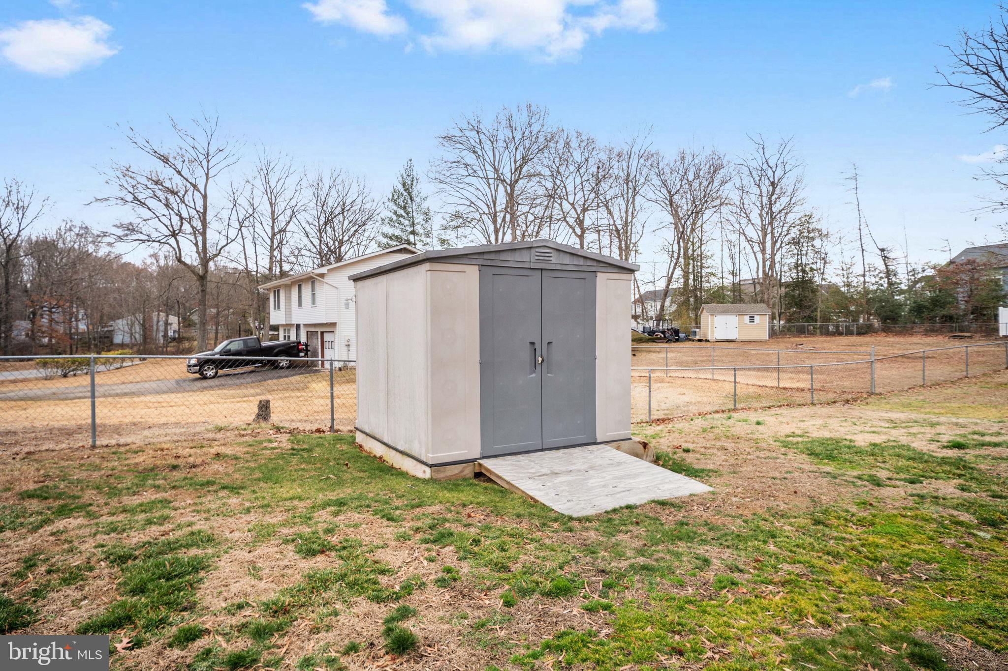 WAVERLY VILLAGE - Residential