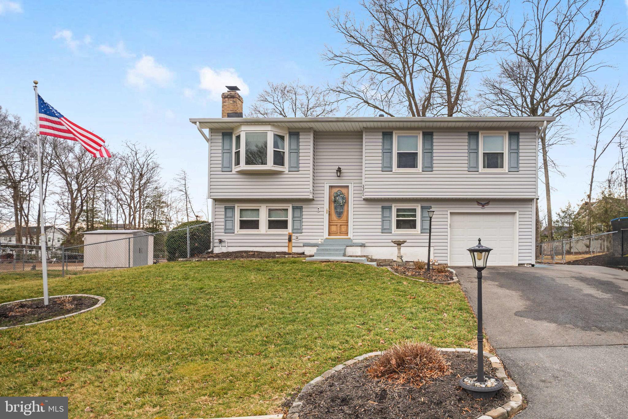 WAVERLY VILLAGE - Residential