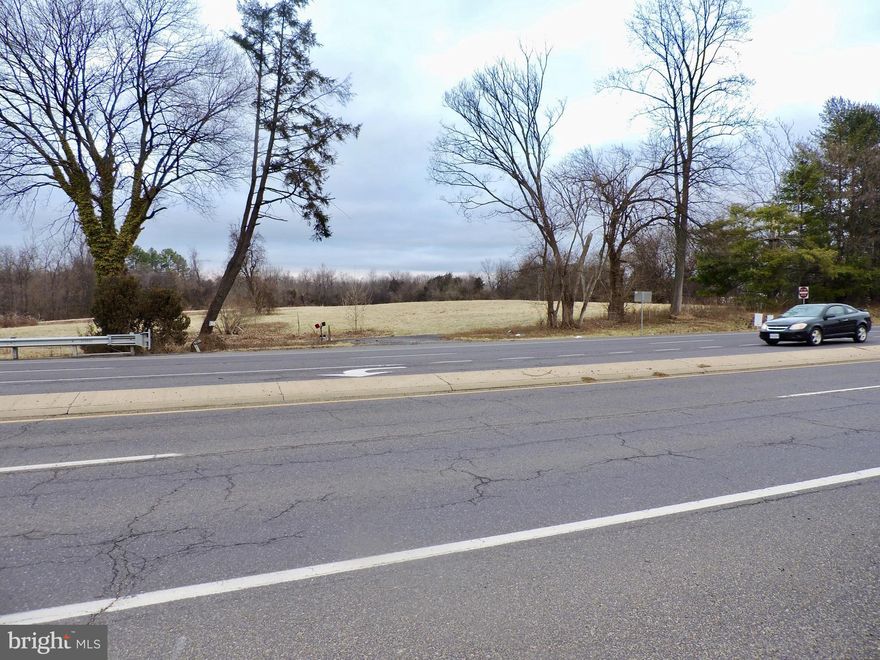 A gateway tract of 17+ acres at a traffic light at the busy intersection of US522 and VA3 just outside Culpeper. The adjoining large tract has been approved for Commercial Services (with a shopping emphasis). This site is a logical economically aligned site for entry to the projected shopping center and out parcel development.