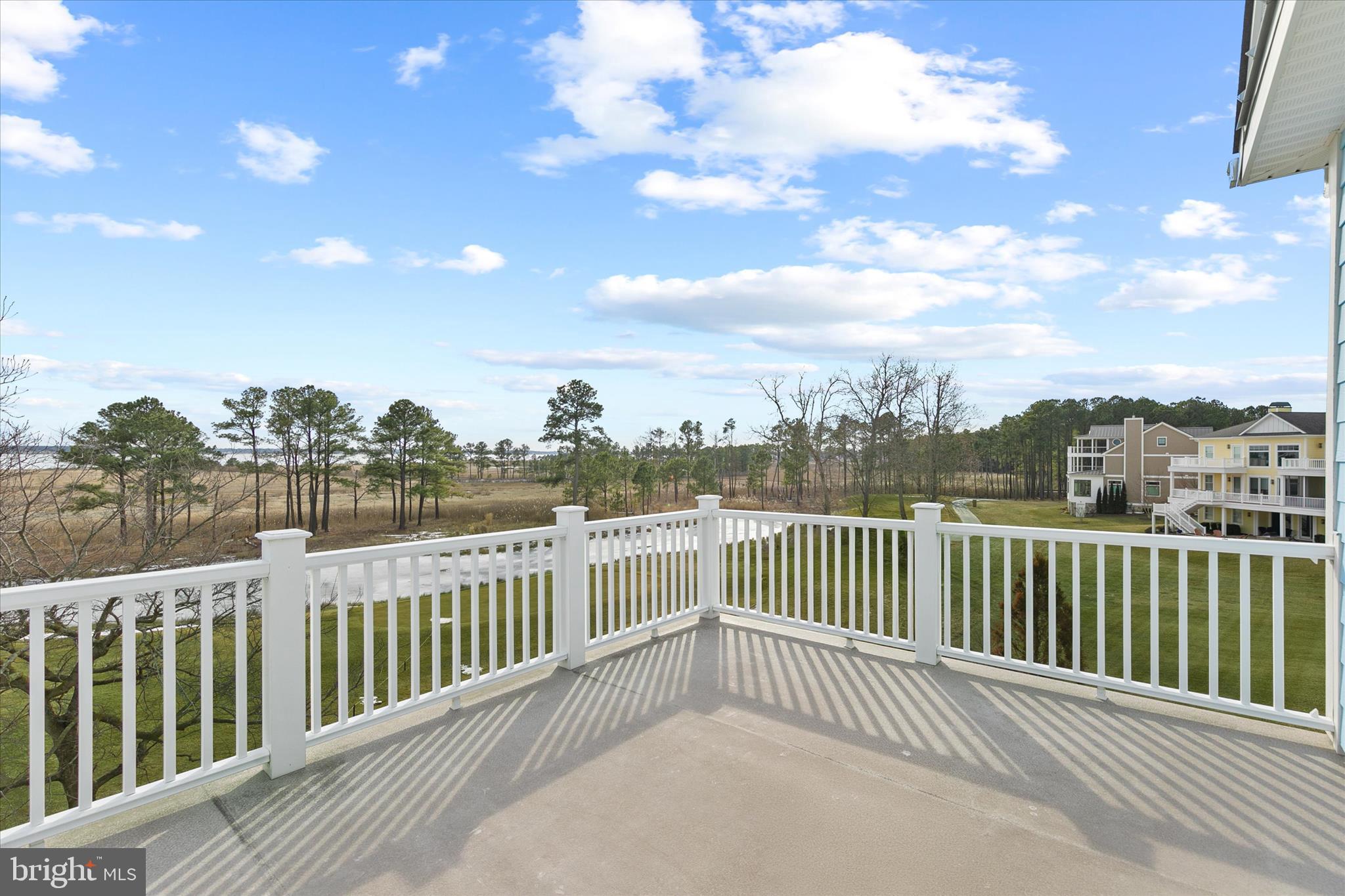 PENINSULA - Residential