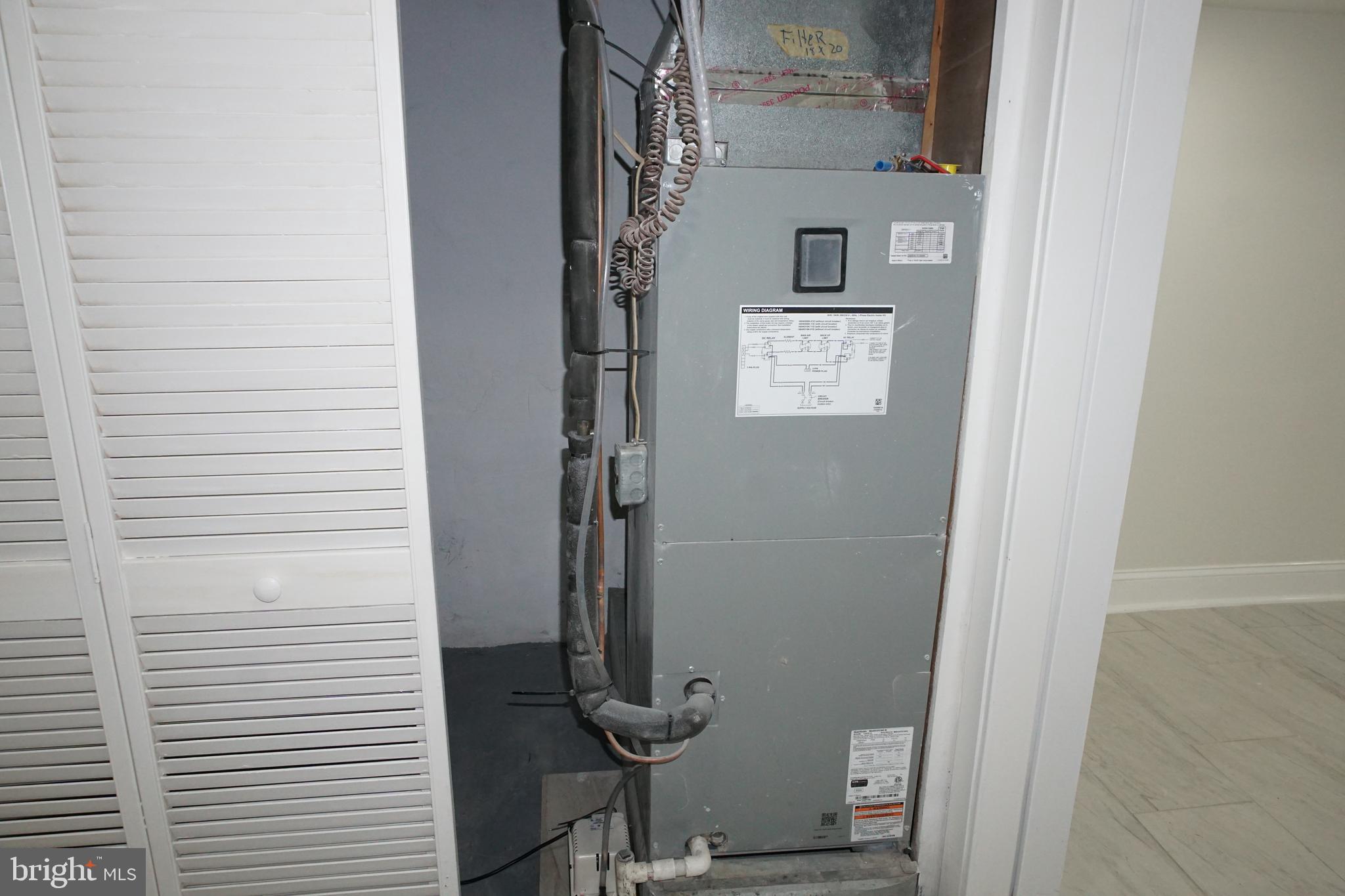 BEVERLY HILLS - Residential