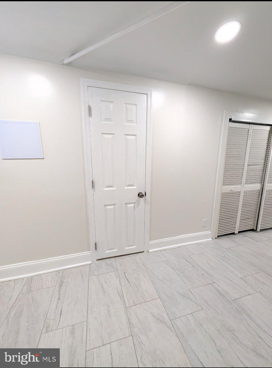 BEVERLY HILLS - Residential