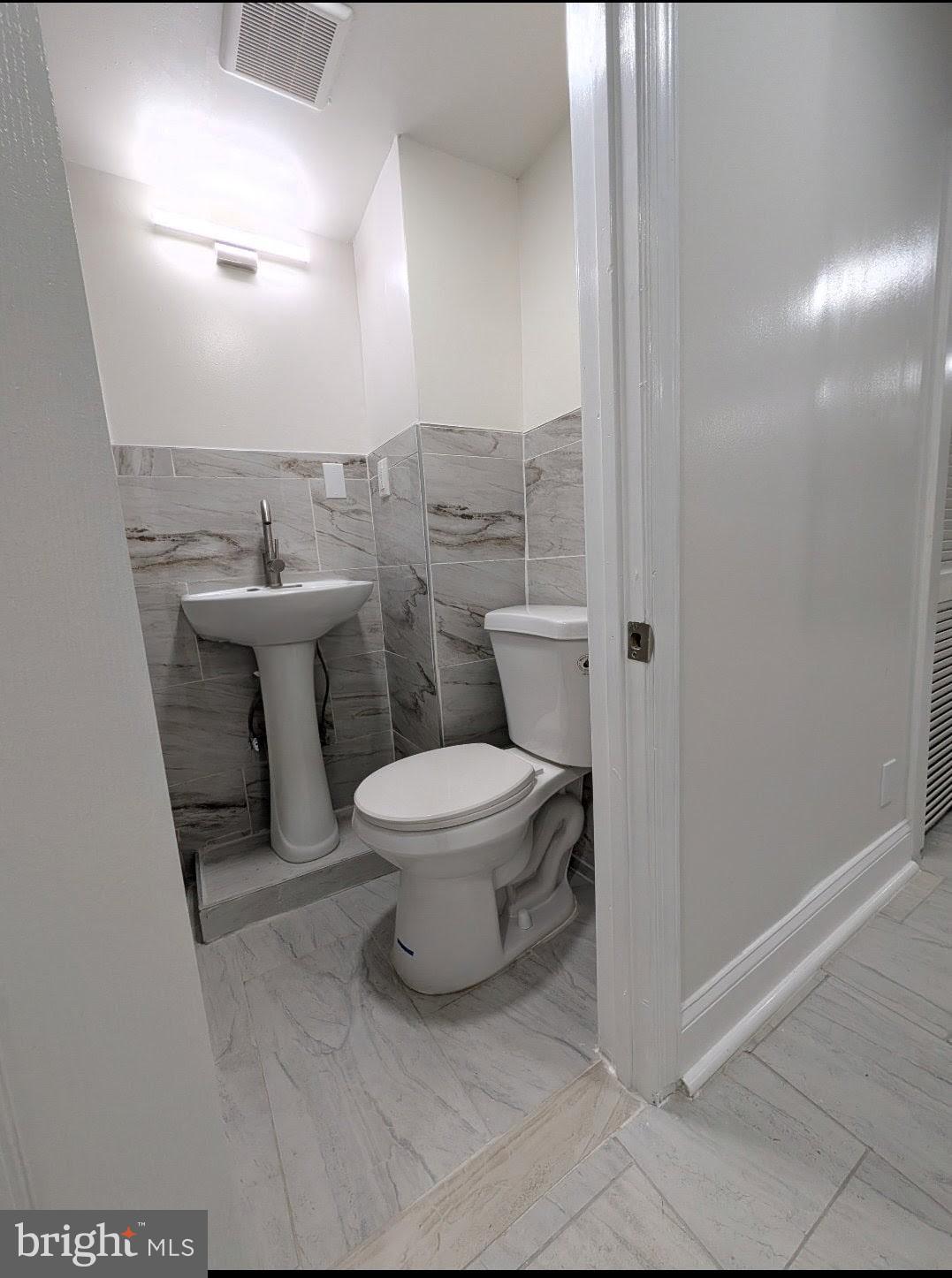 BEVERLY HILLS - Residential