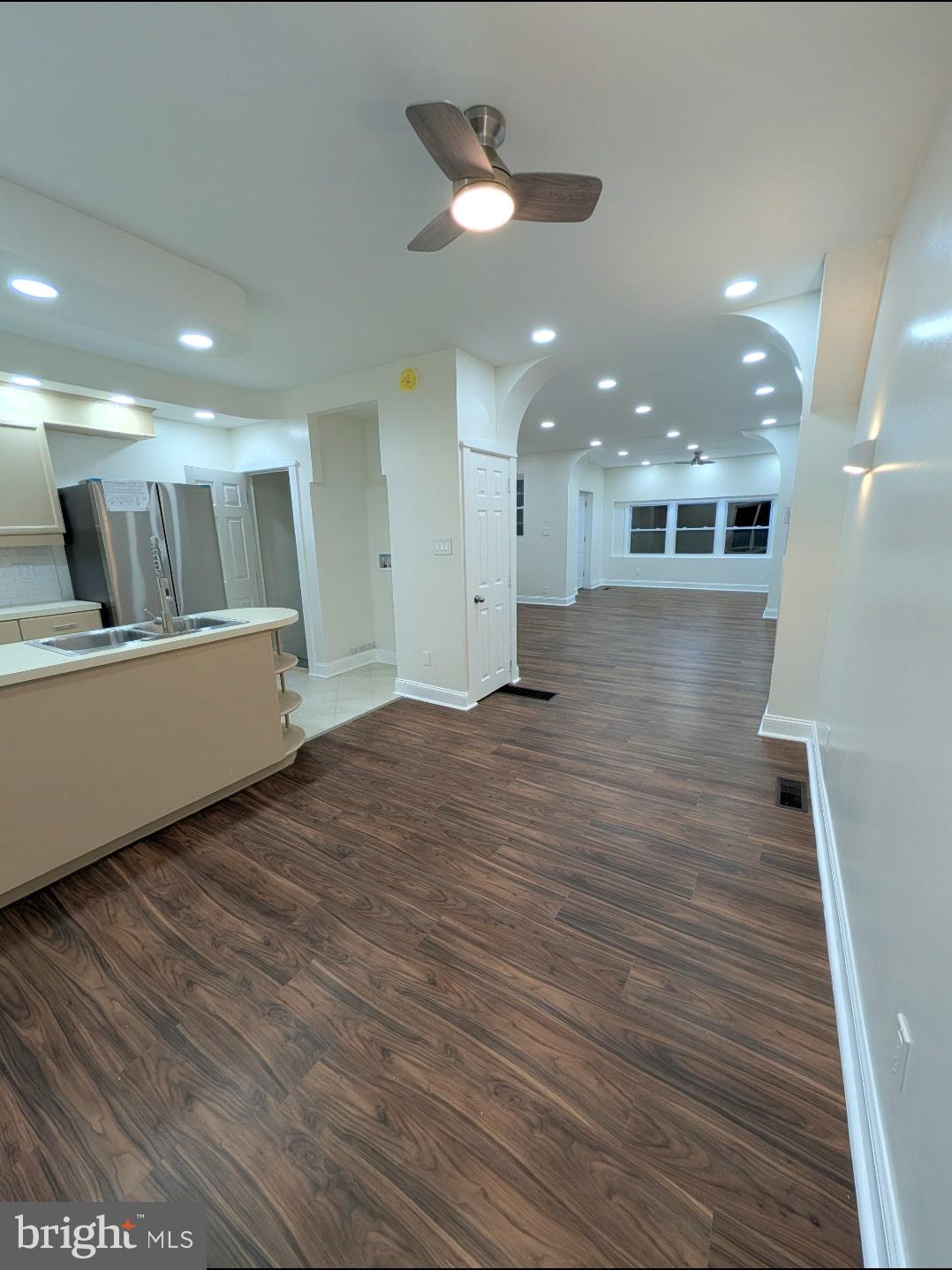 BEVERLY HILLS - Residential