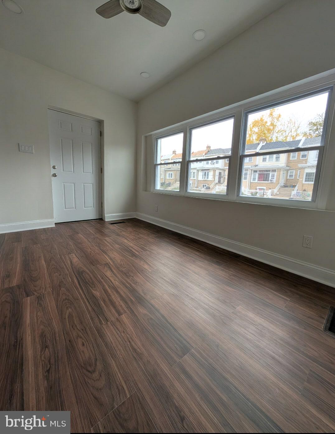 BEVERLY HILLS - Residential