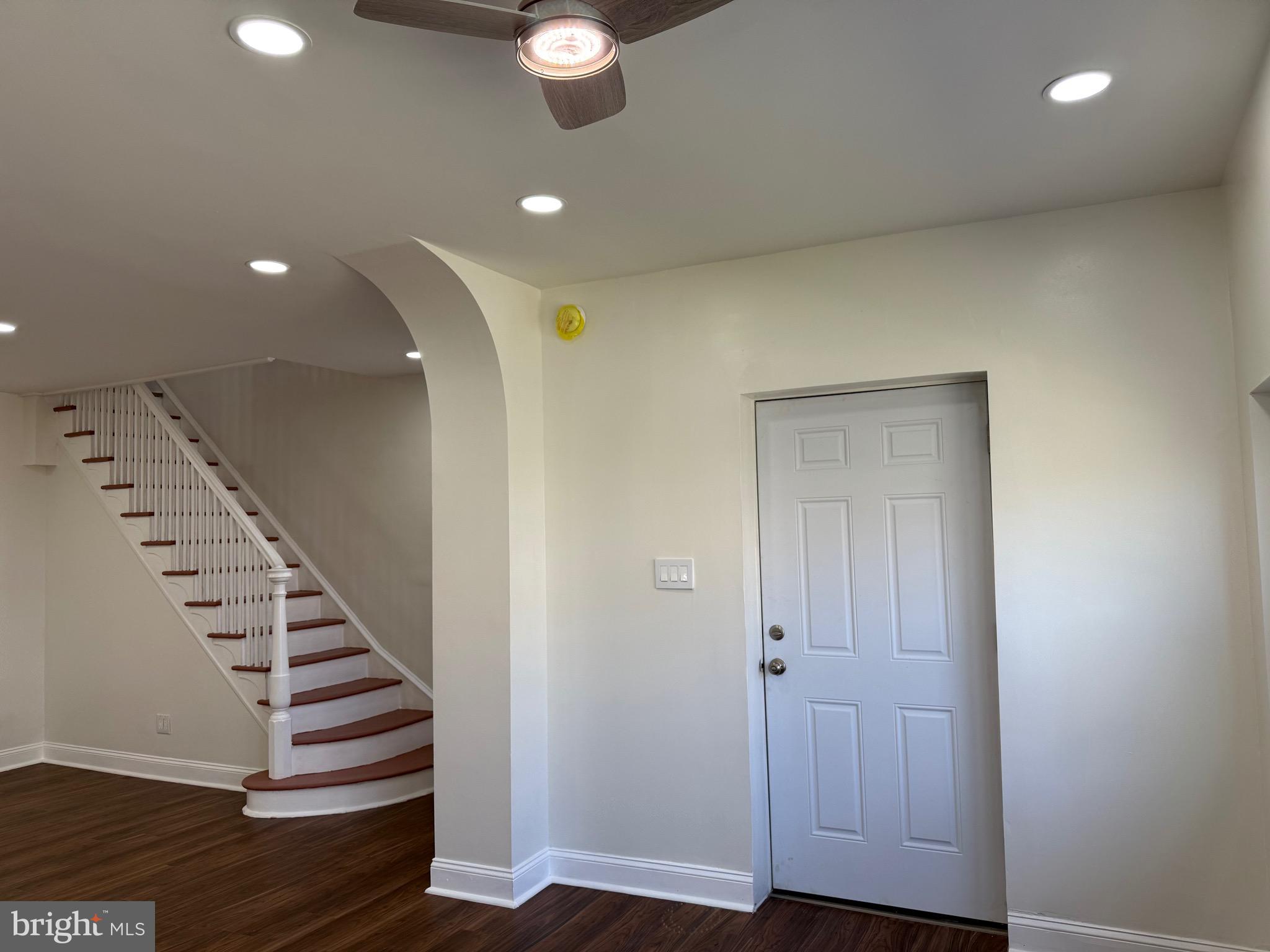 BEVERLY HILLS - Residential