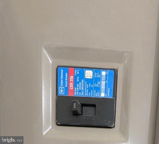 BEVERLY HILLS - Residential