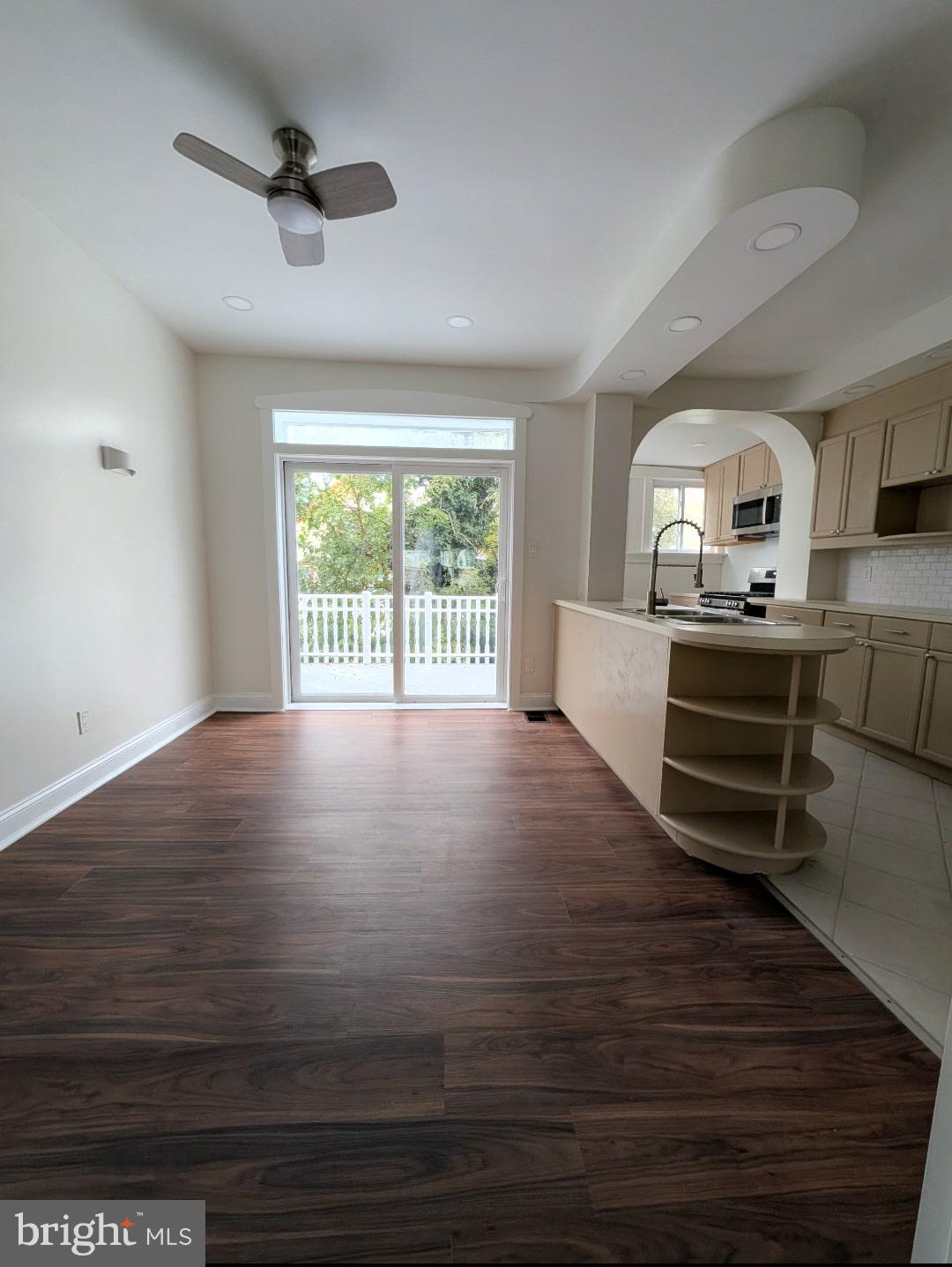 BEVERLY HILLS - Residential