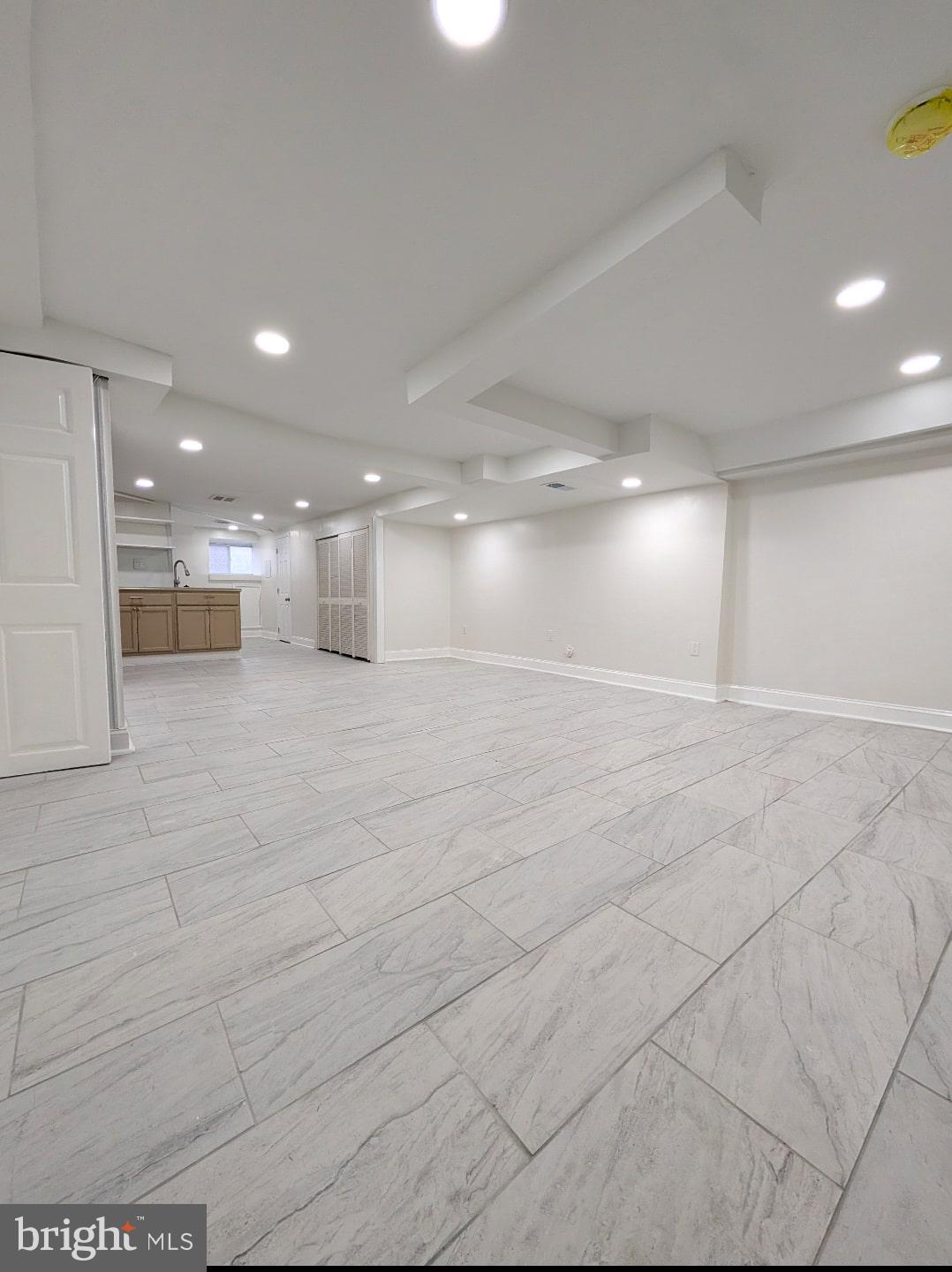 BEVERLY HILLS - Residential