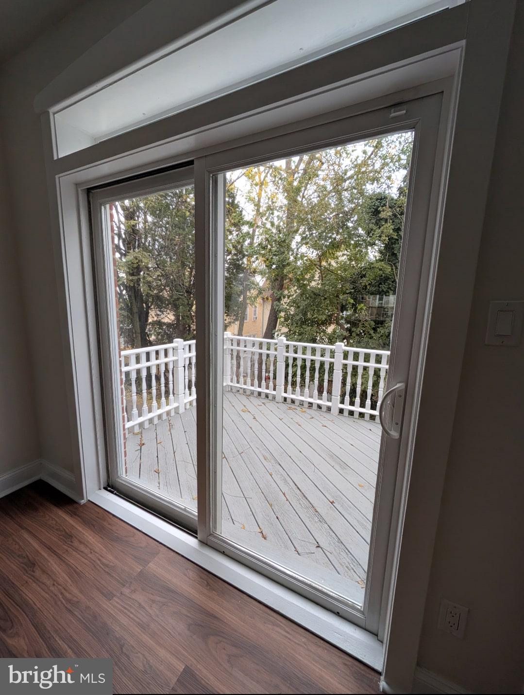 BEVERLY HILLS - Residential