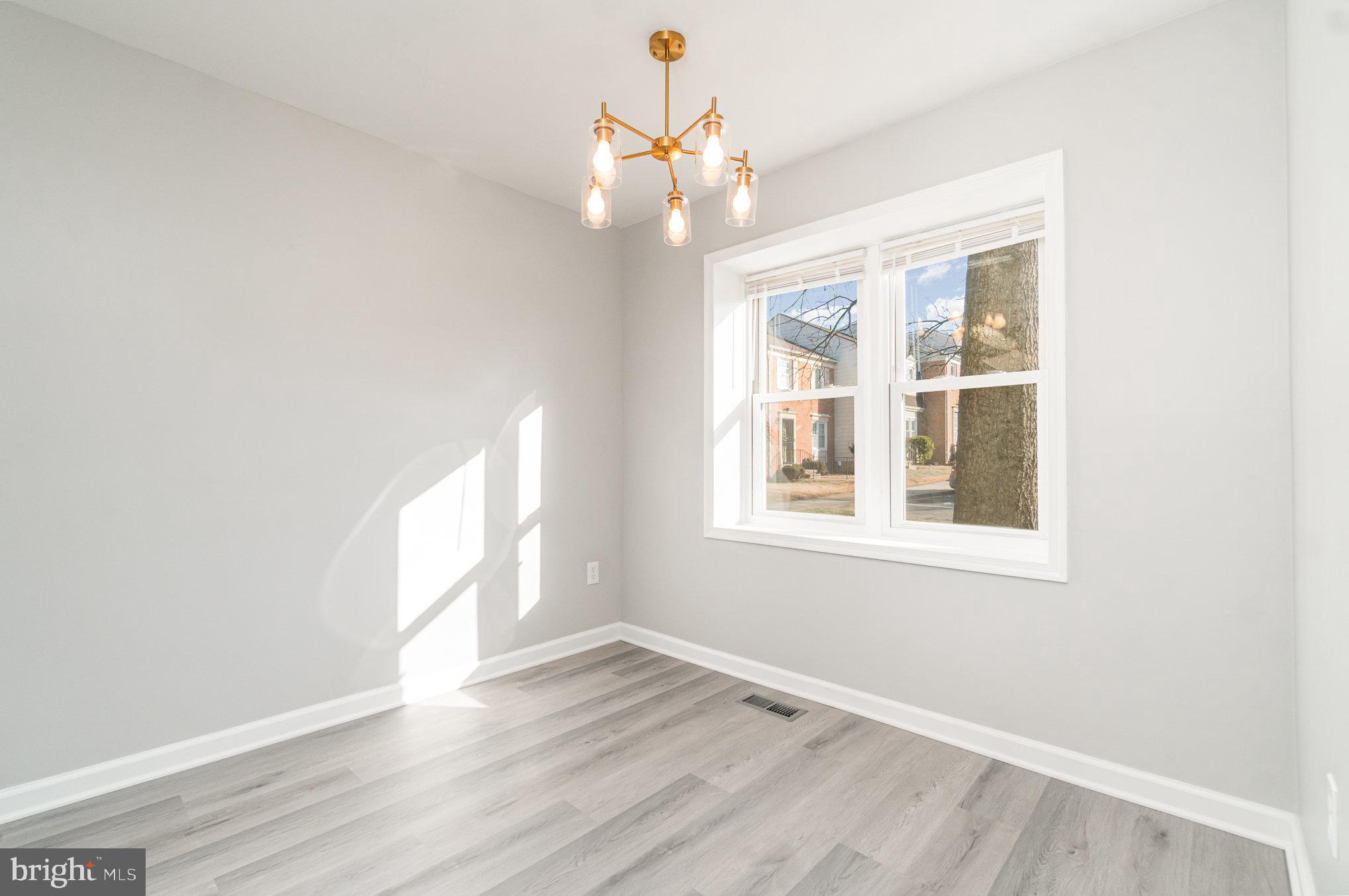 HILLCREST TOWNE - Residential