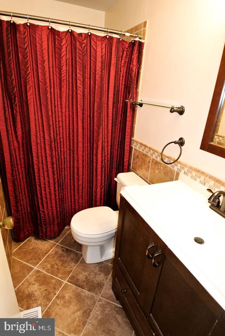 HILLSDALE - Residential Lease