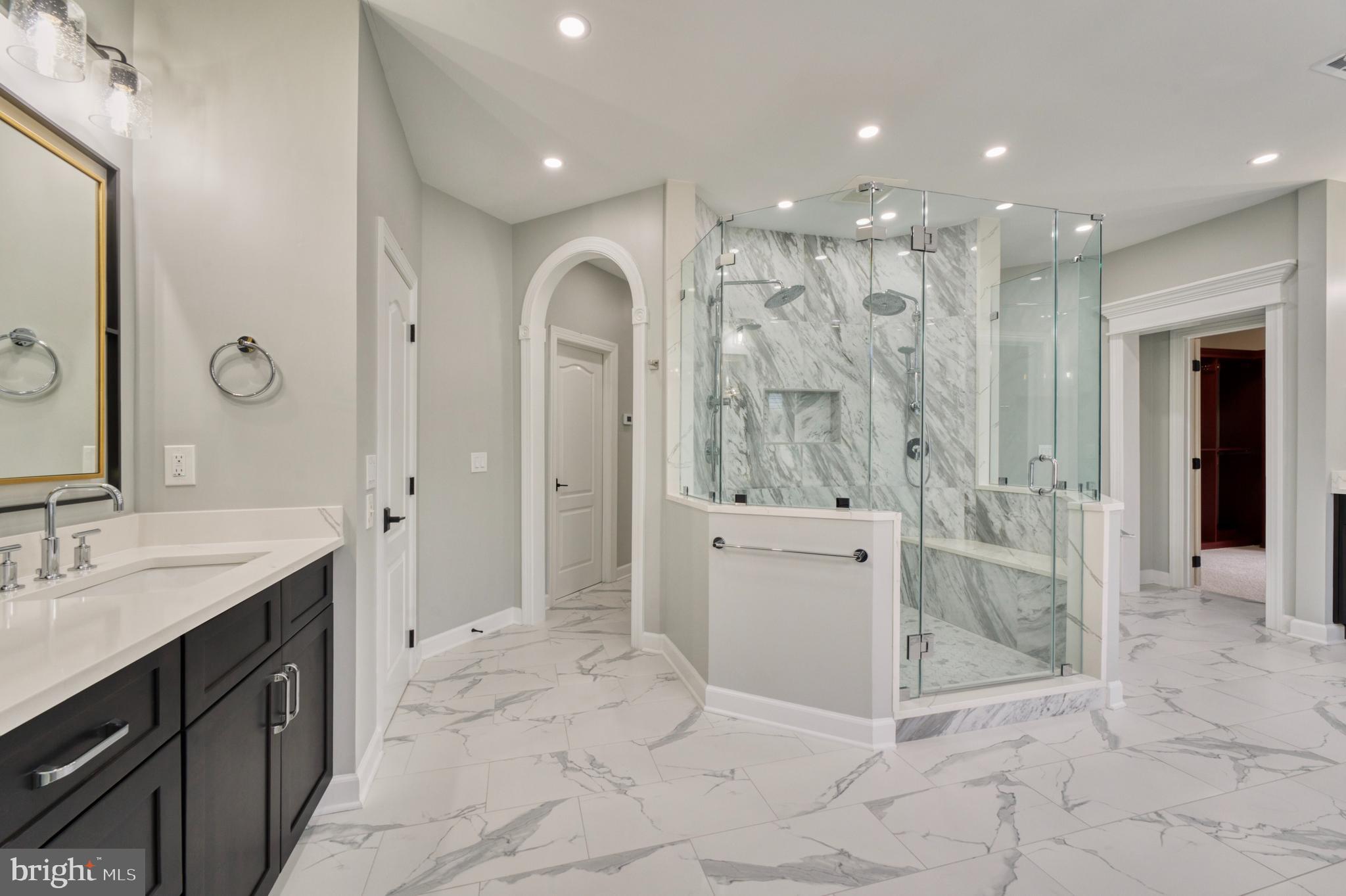 BEACON HILL - Residential