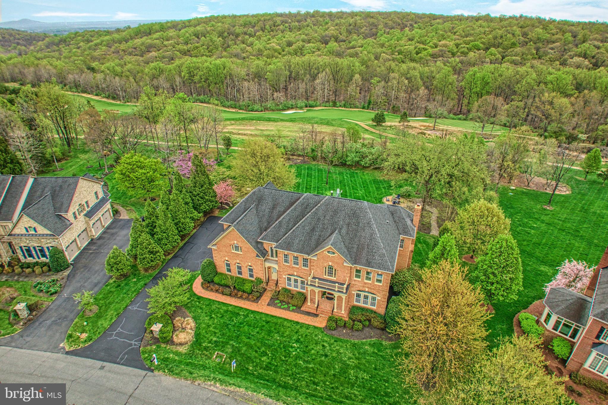 BEACON HILL - Residential