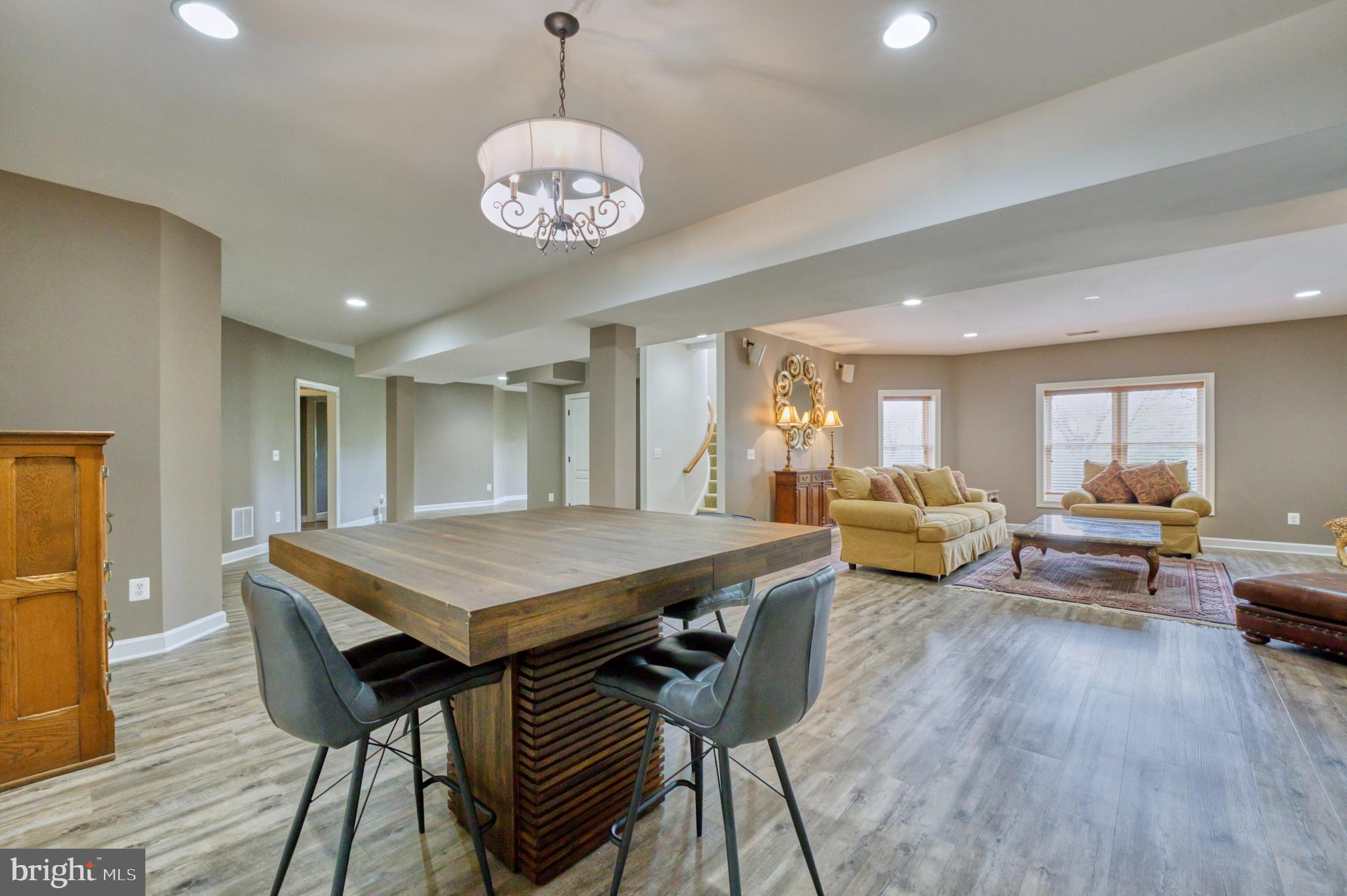 BEACON HILL - Residential