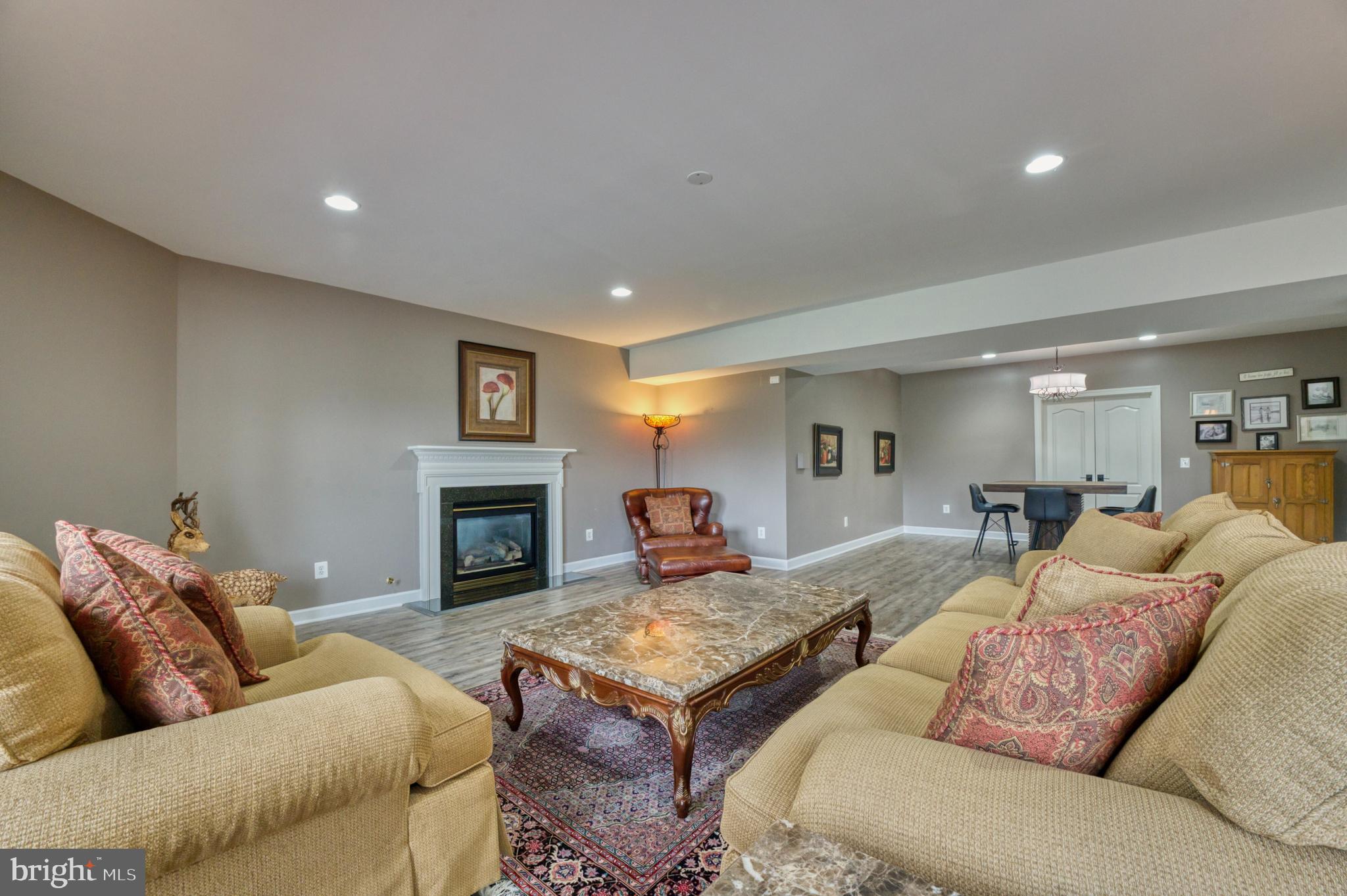 BEACON HILL - Residential