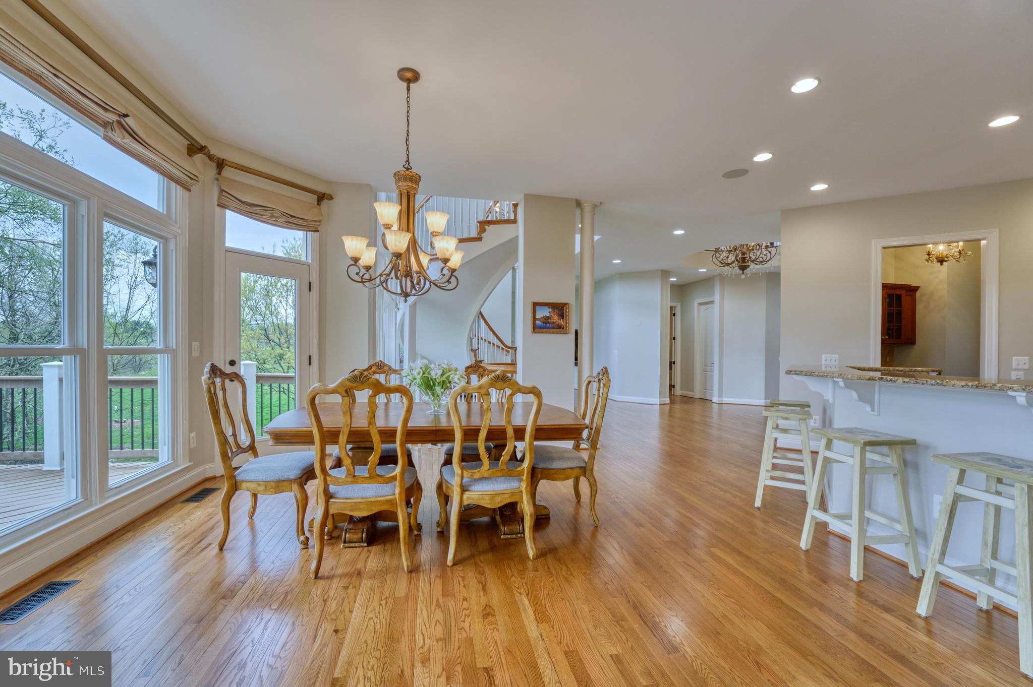 BEACON HILL - Residential