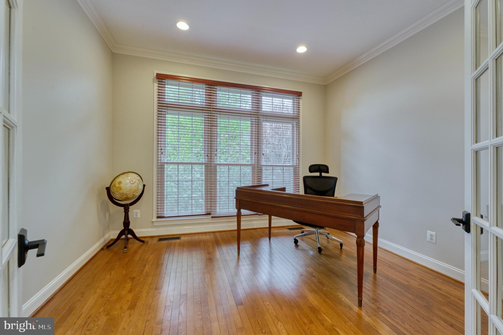 BEACON HILL - Residential