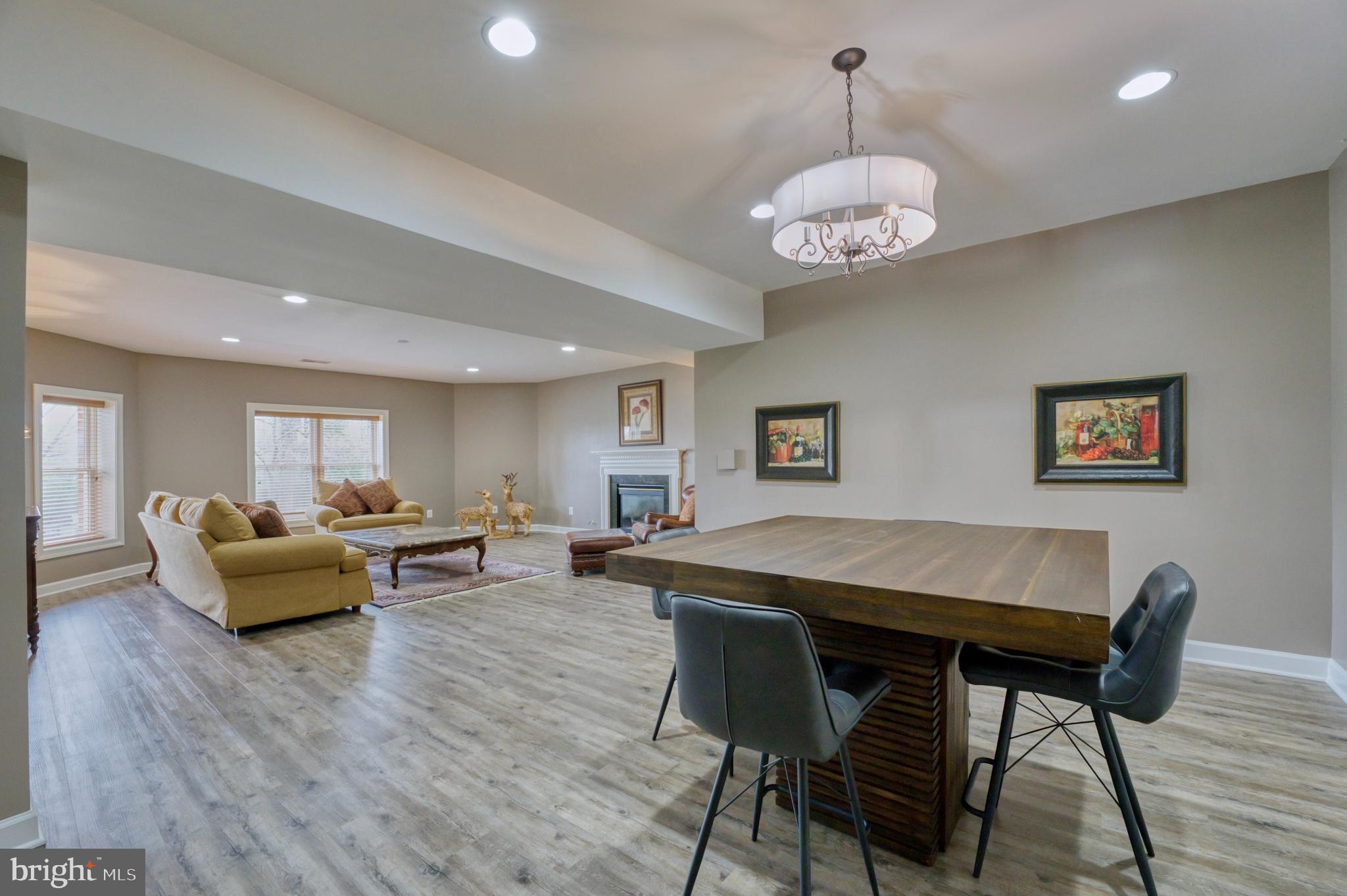 BEACON HILL - Residential