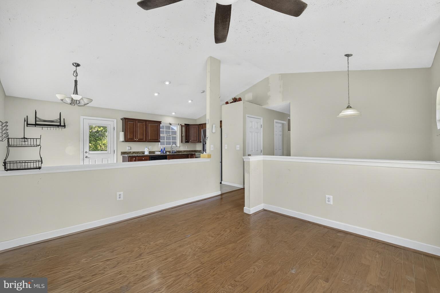 23123 LONGVIEW BOULEVARD