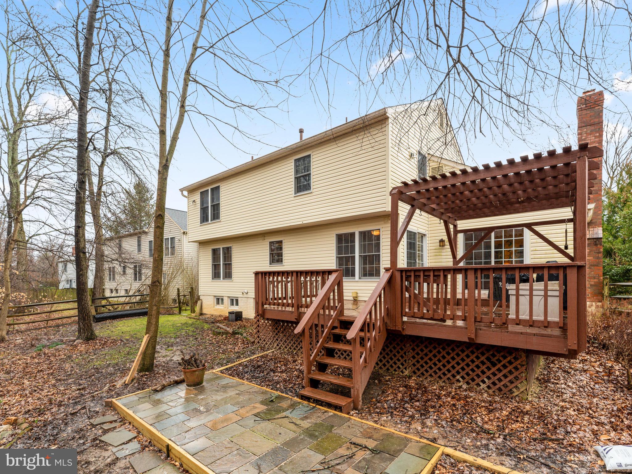 BROOKVILLE KNOLLS - Residential