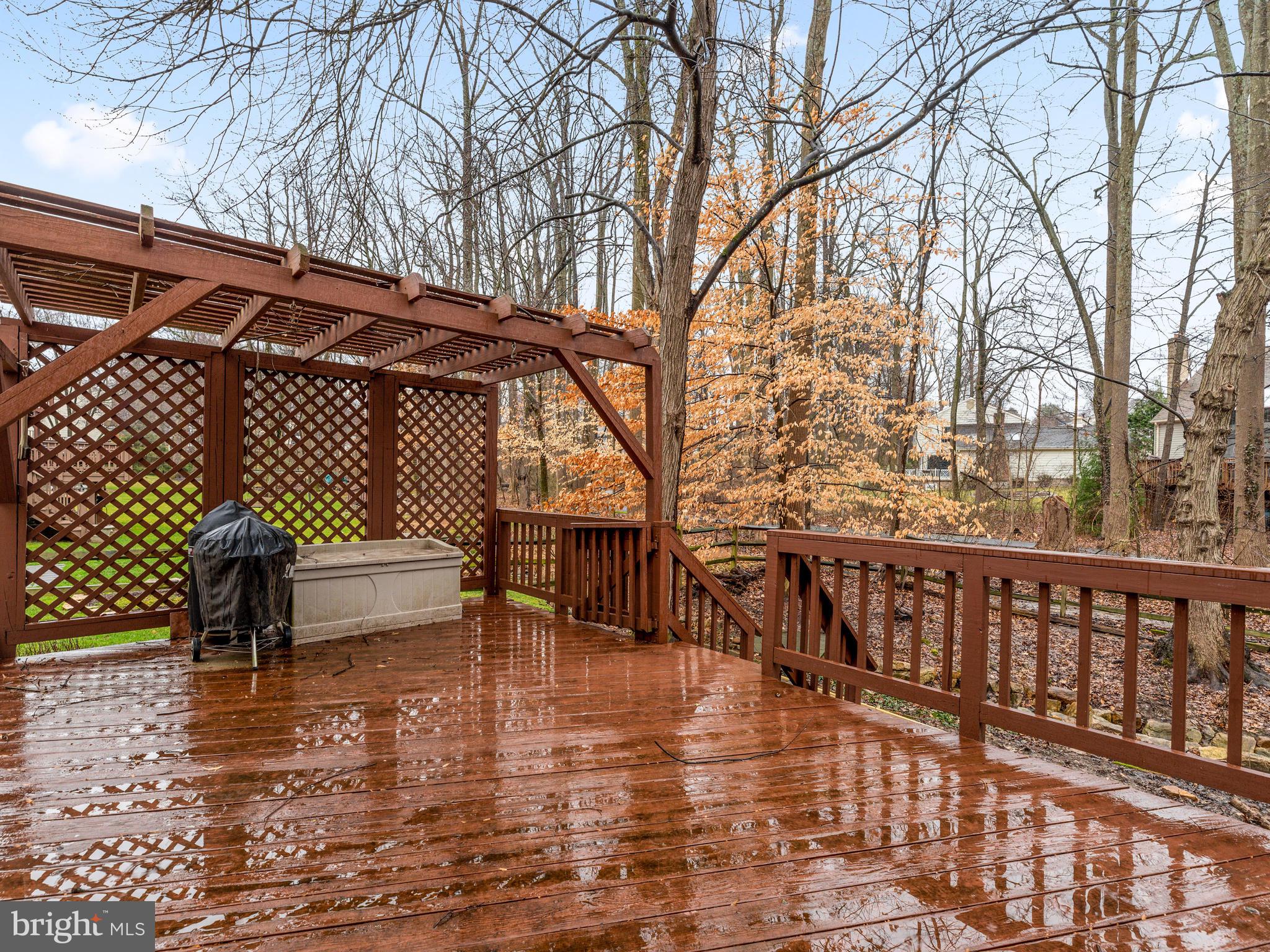 BROOKVILLE KNOLLS - Residential